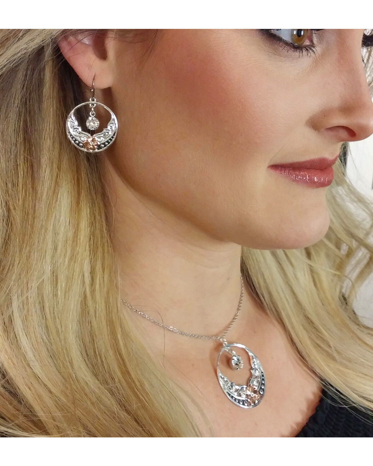Montana Silversmiths Women's Evening Star's Wild Rose Earrings