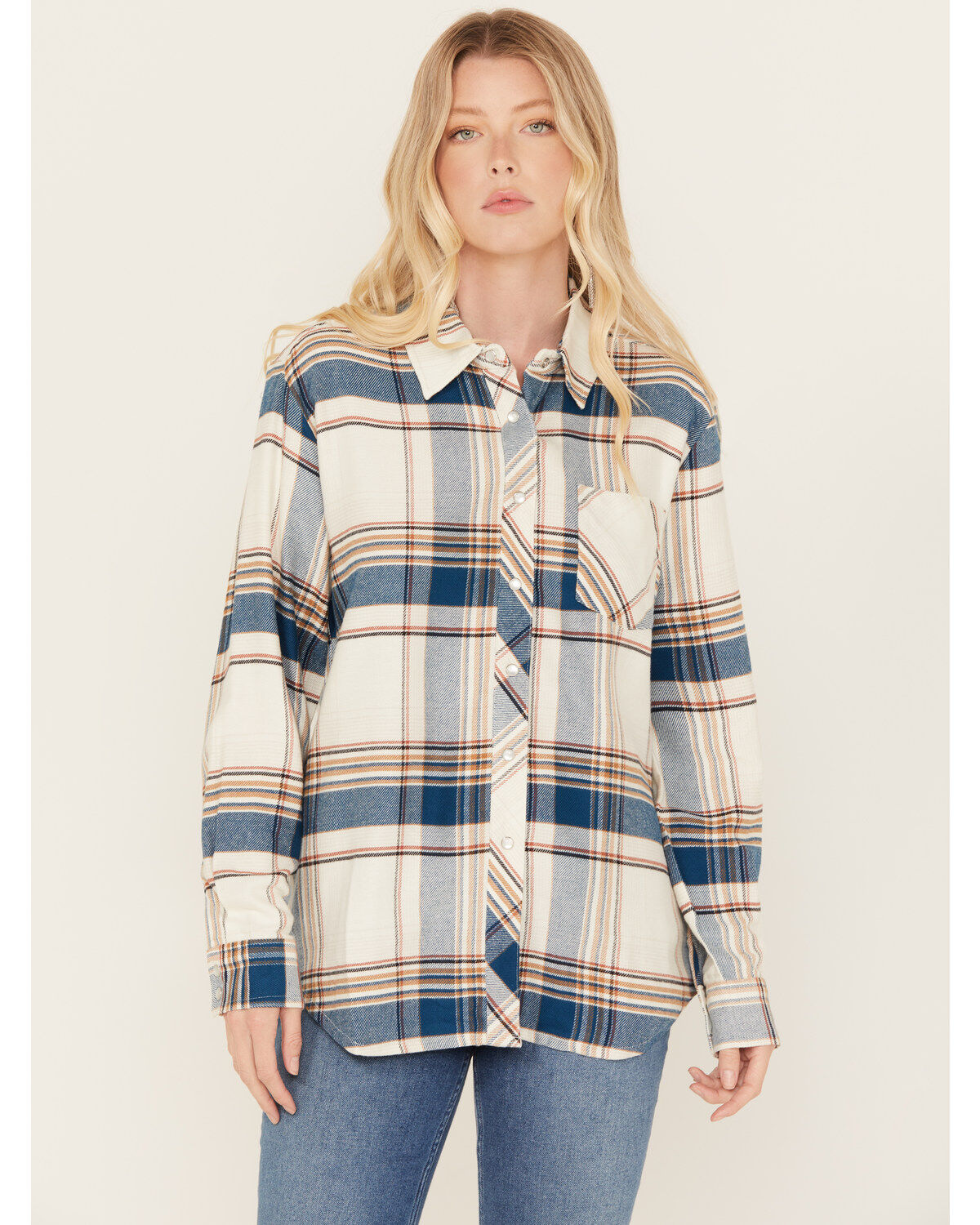 Idyllwind Women's Catherine Lightweight Long Sleeve Pearl Snap Flannel Boyfriend Shirt