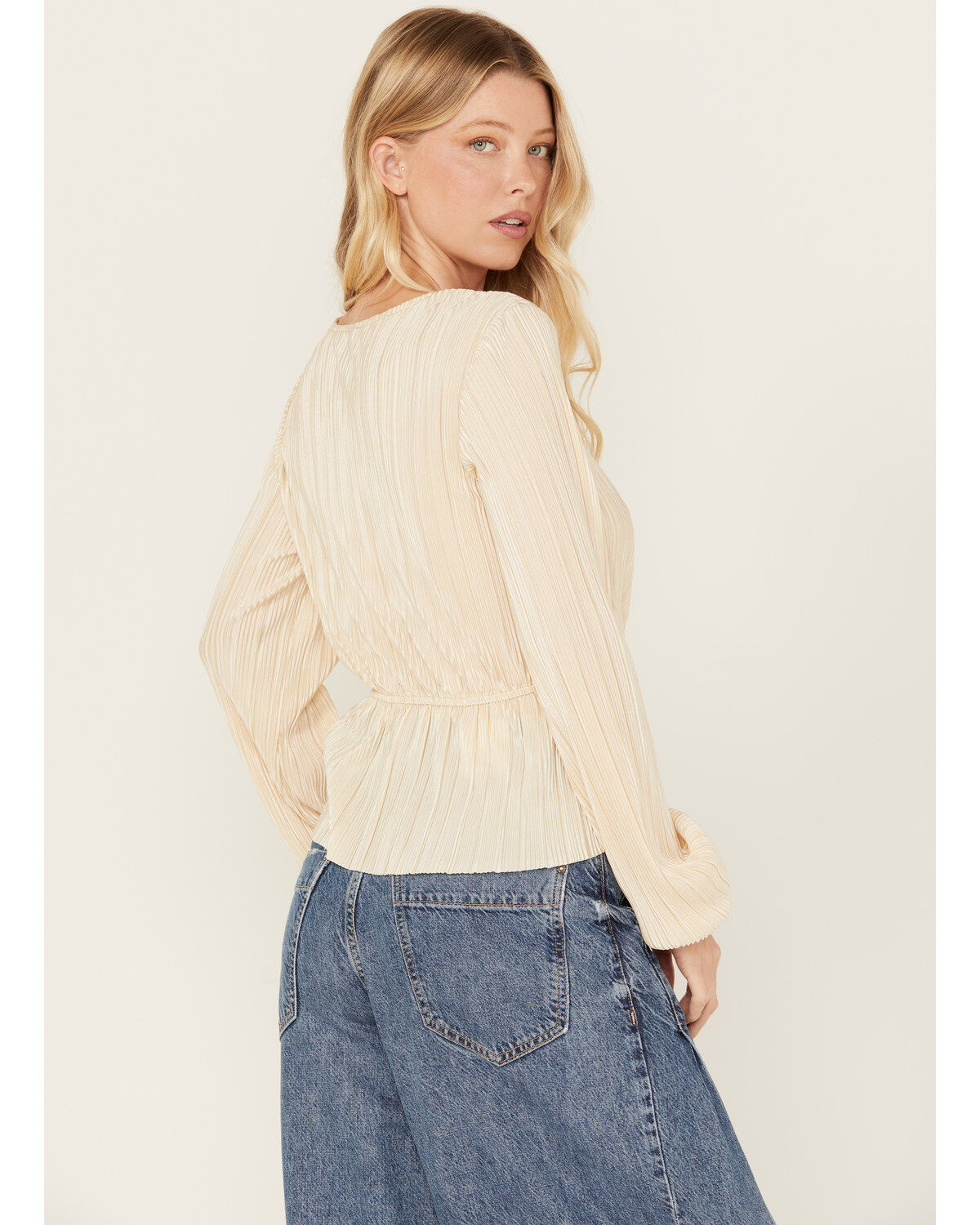 Luna Chix Women's Boot Barn Exclusive Peplum Long Sleeve Top