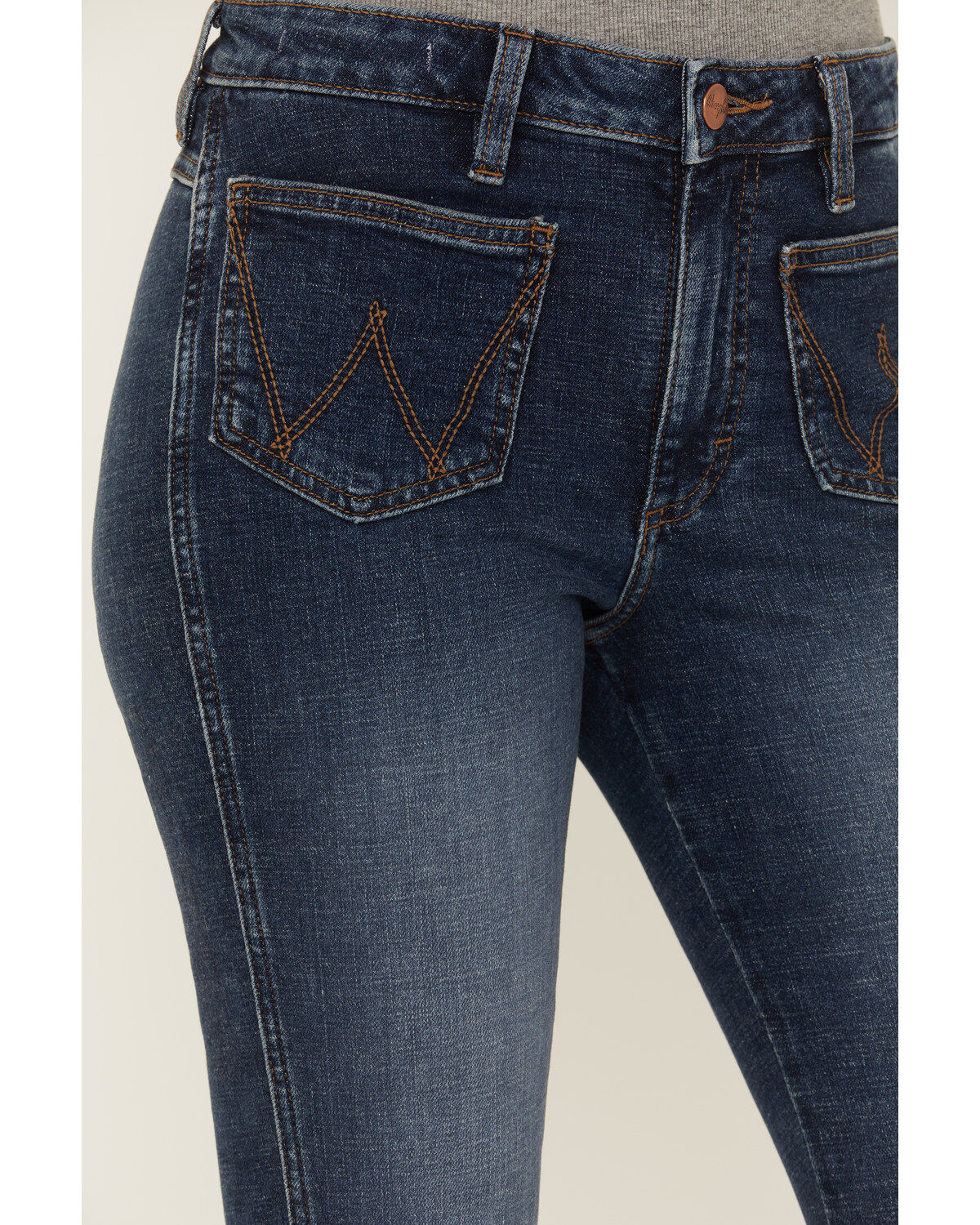 Wrangler Retro Women's Medium Wash High Rise Flare Patch Pocket Victoria Jeans