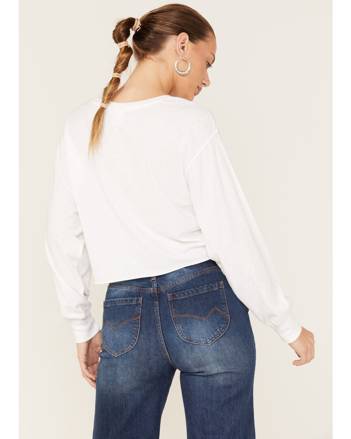 White Crow Women's Desert Cactus Scene Long Sleeve Graphic Tee