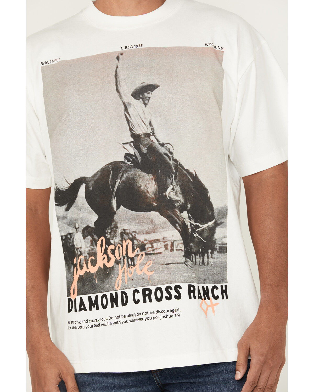 Diamond Cross Ranch Men's Graffiti Short Sleeve Graphic T-Shirt