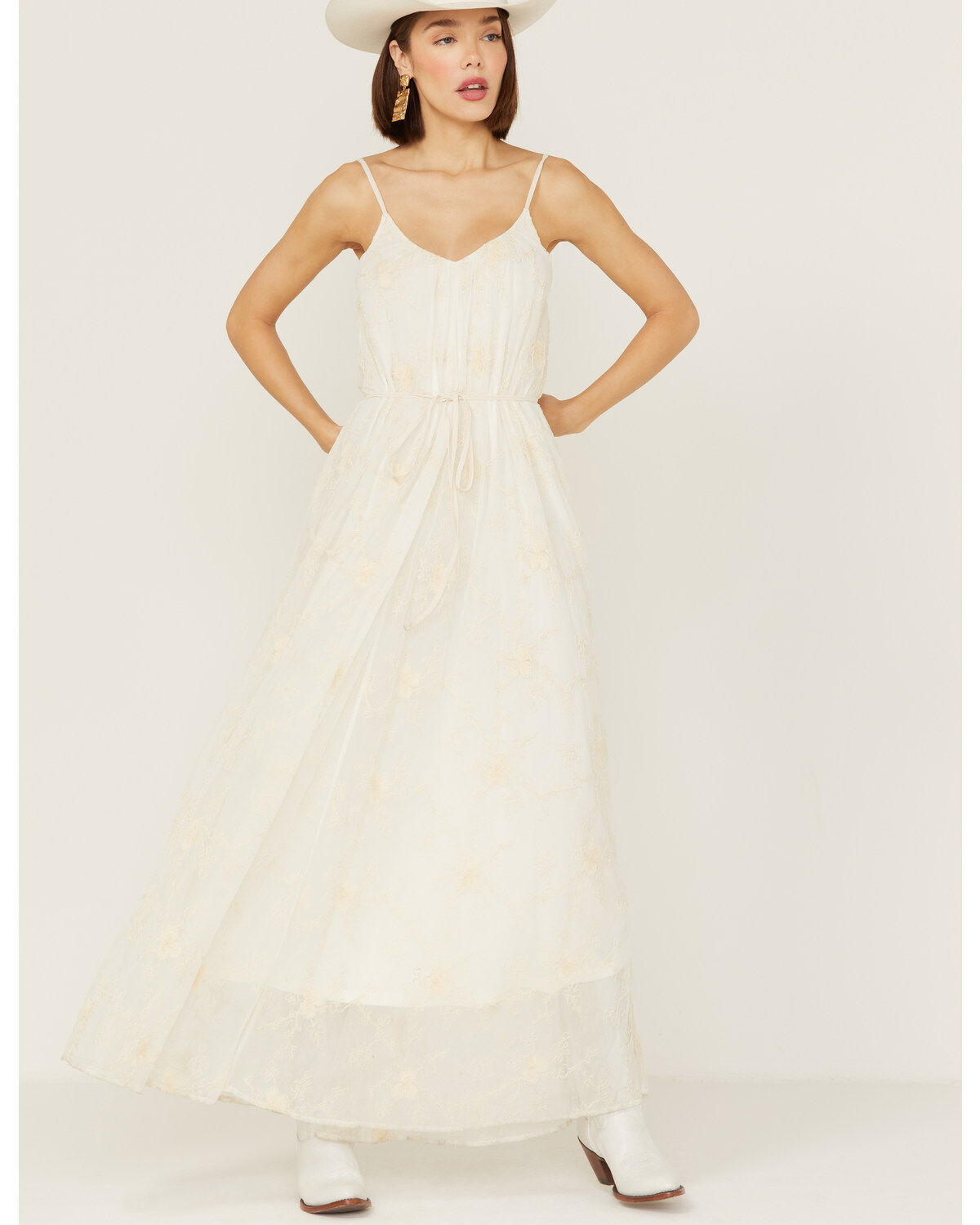 Wishlist Women's Sleeveless Lace Maxi Dress