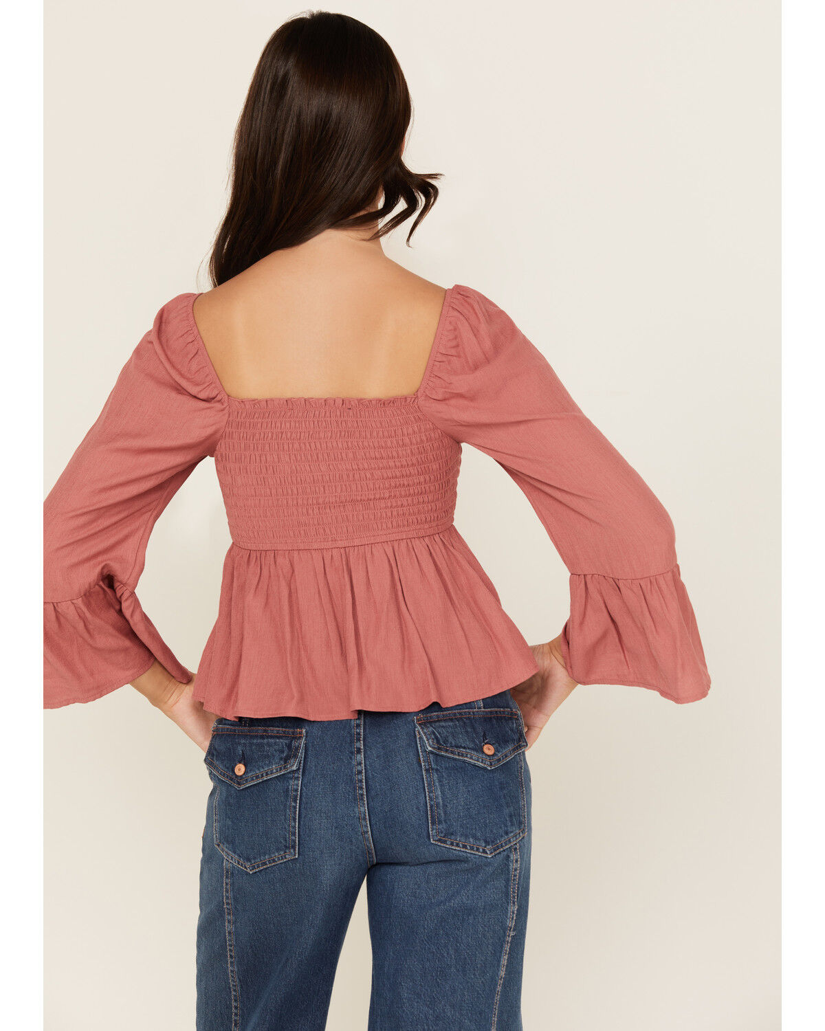 Ash & Violet Women's Solid Smocked Long Sleeve Blouse