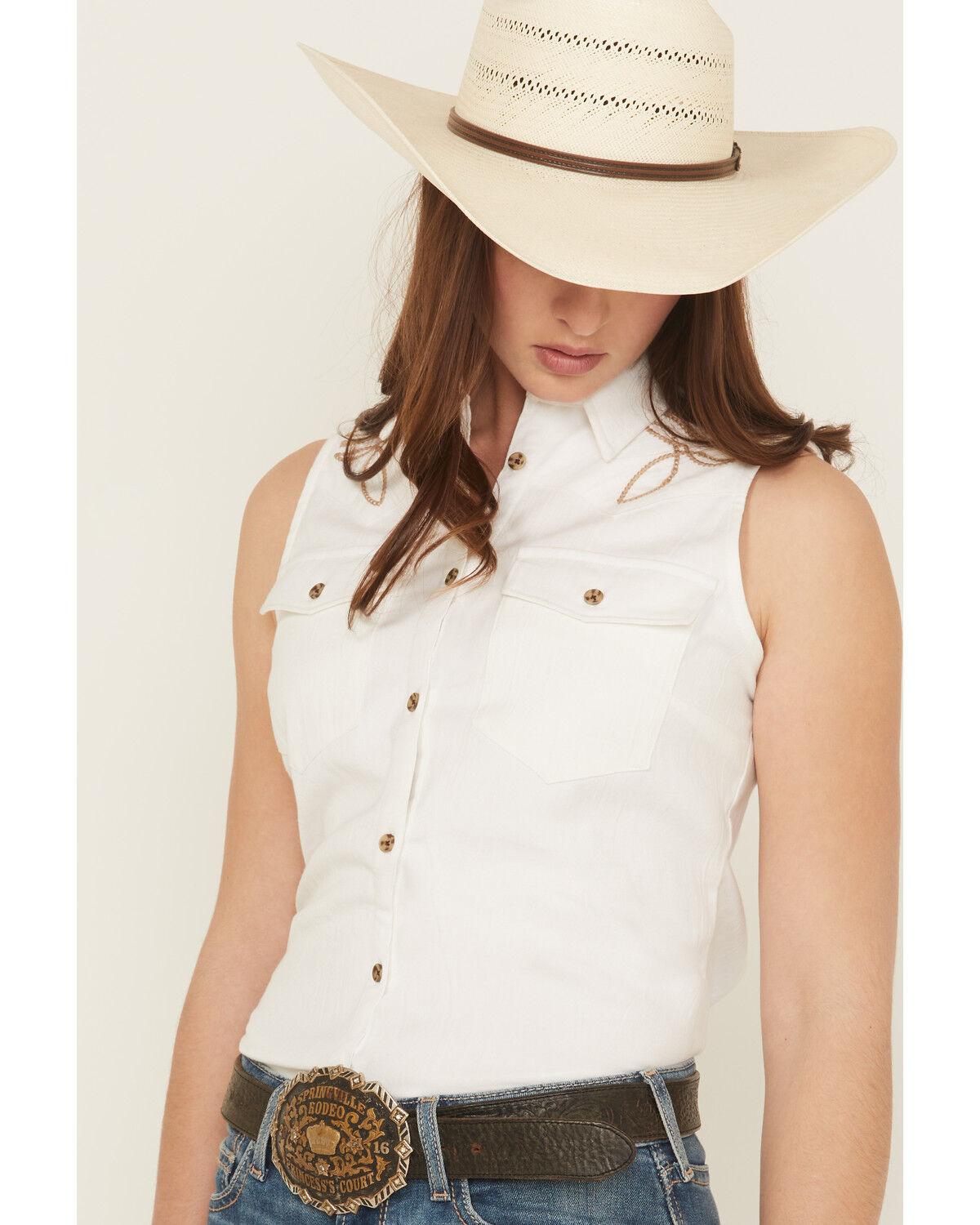 Shyanne Women's Embroidered Sleeveless Button-Down Western Shirt