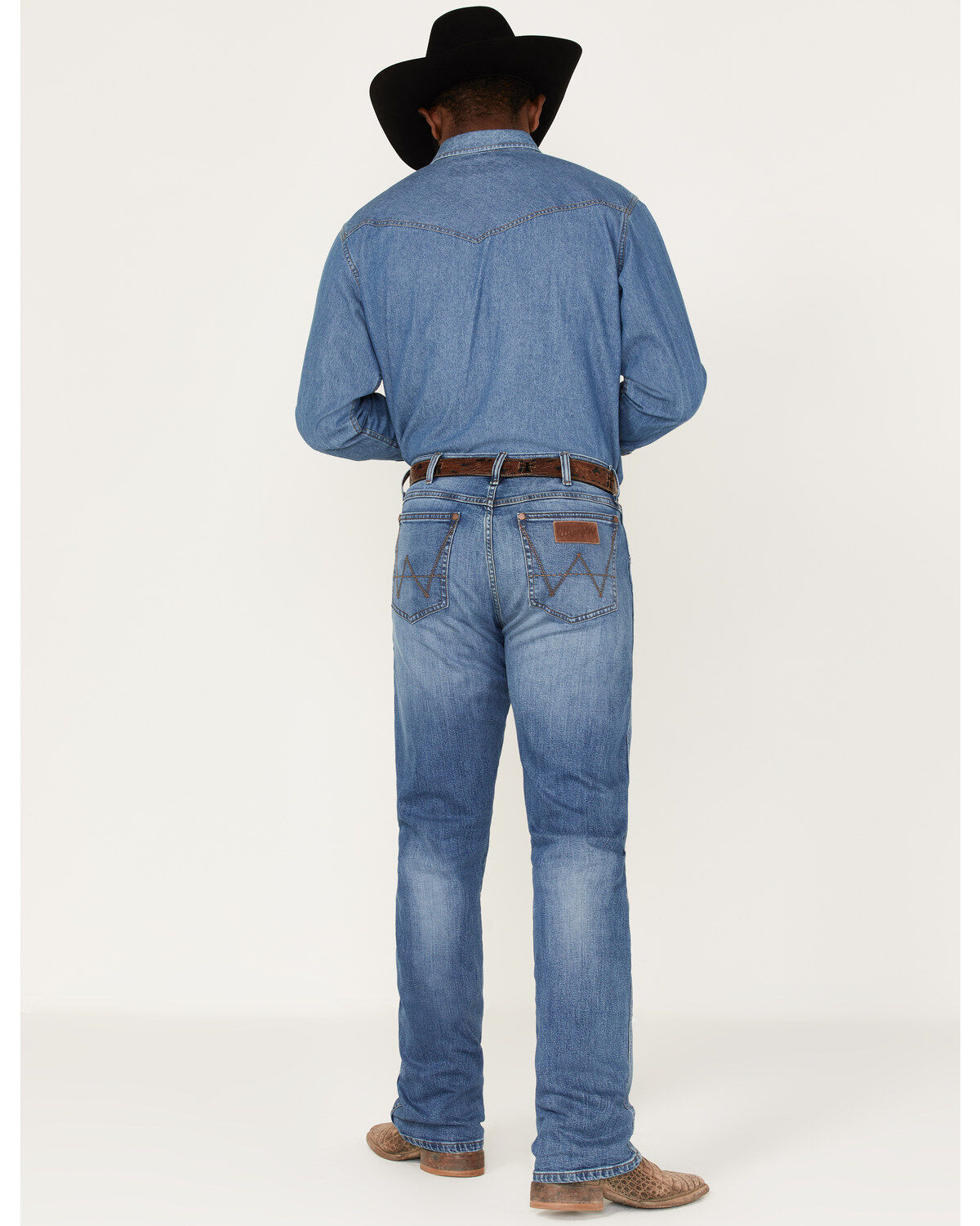 Wrangler Retro Men's Llano Light Medium Wash Stretch Slim Bootcut Jeans