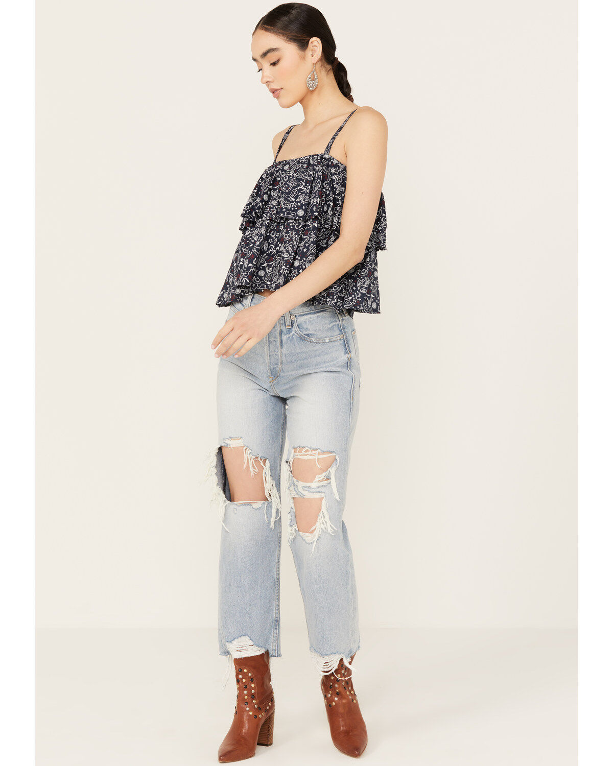 Ariat Women's Howdy Print Top
