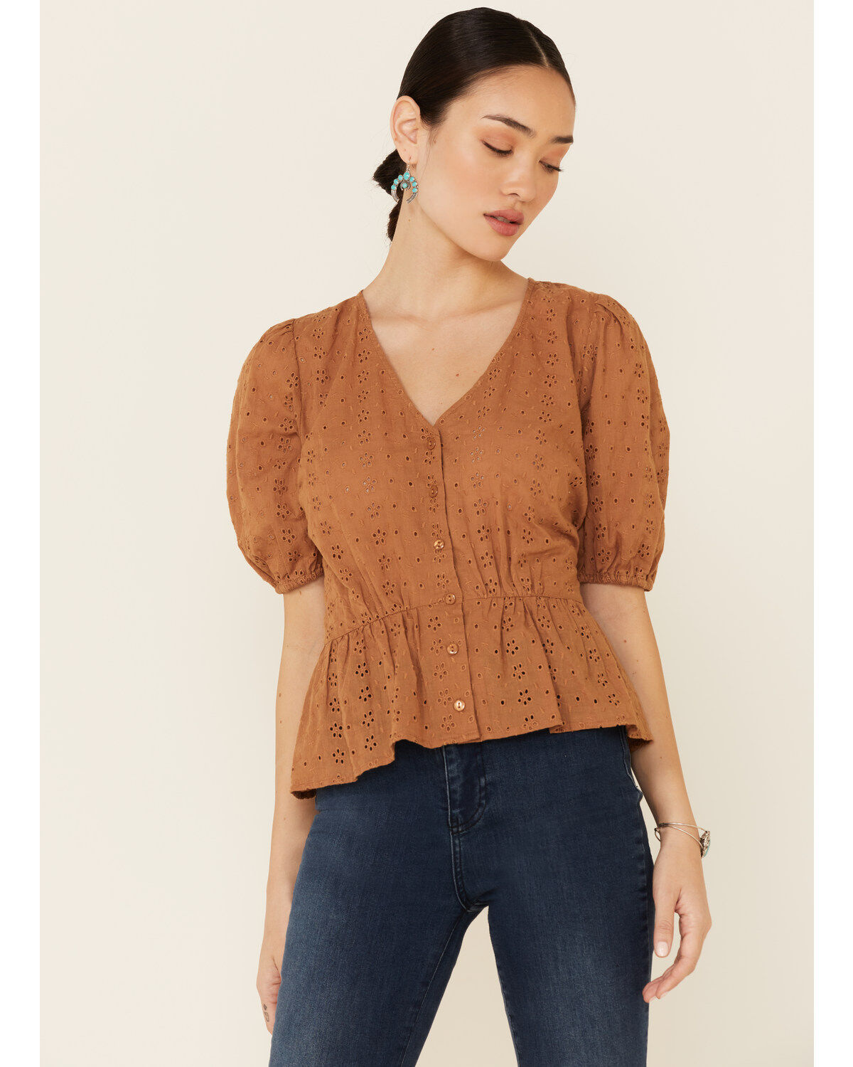 Wishlist Women's Eyelet Peplum Short Sleeve Top