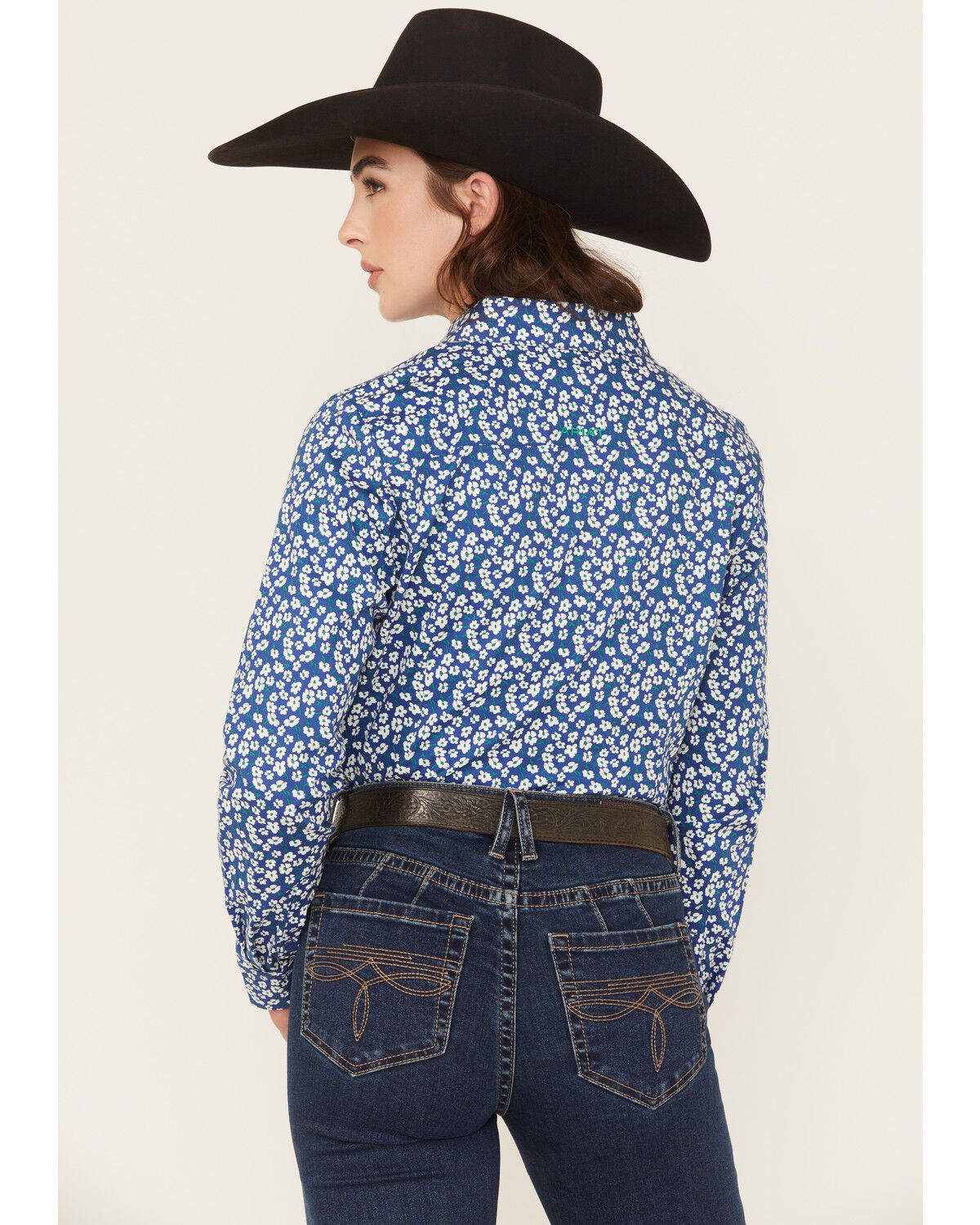 Ariat Women's Kirby Floral Print Long Sleeve Button-Down Stretch Western Shirt