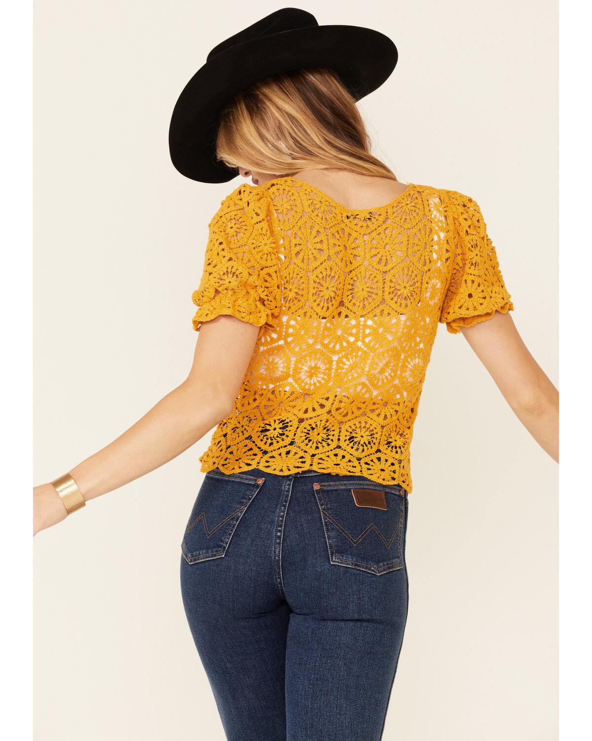 Very J Women's Mustard Circle Crochet Short Sleeve Crop Top