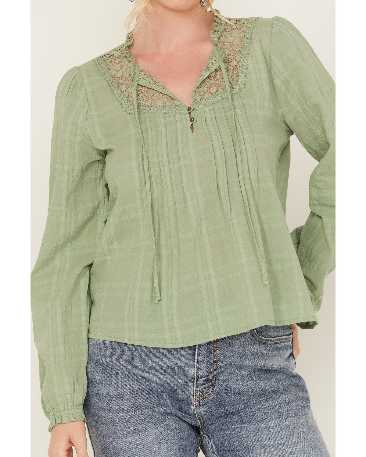 Jolt Women's Lace Trim Long Sleeve Peasant Top