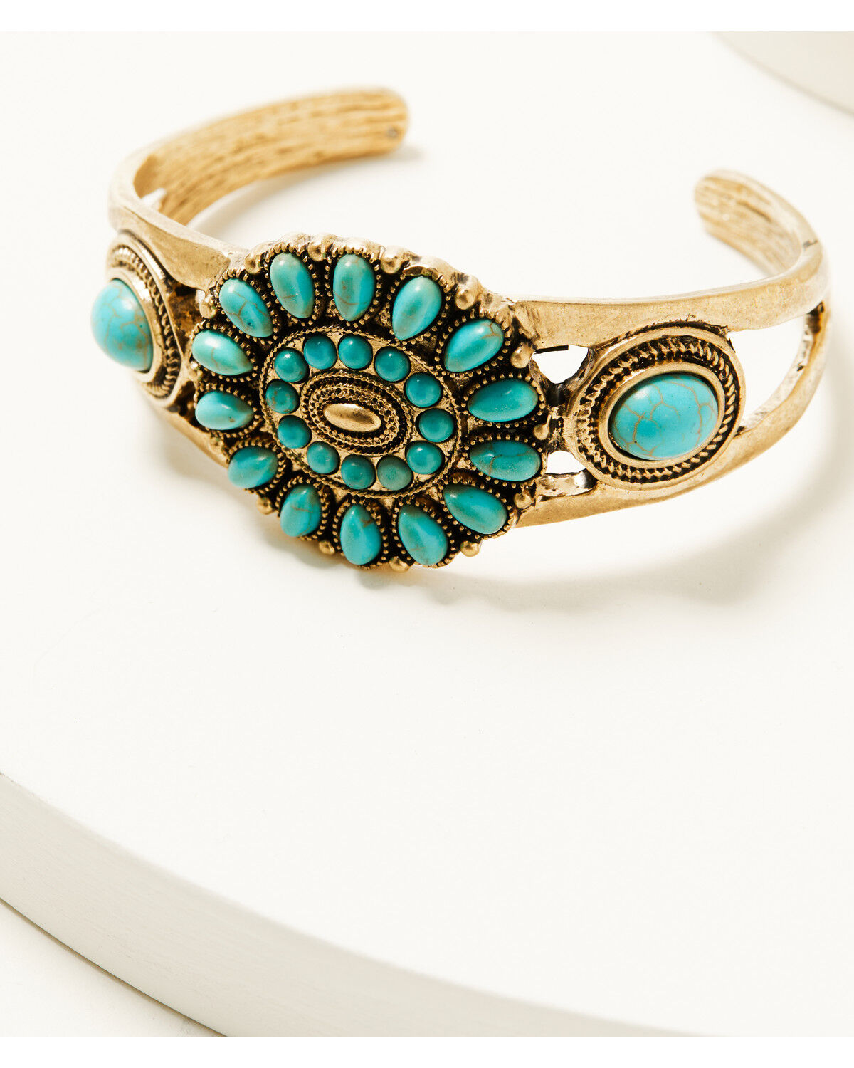 Shyanne Women's Summer Solstice Concho Bracelet Cuff