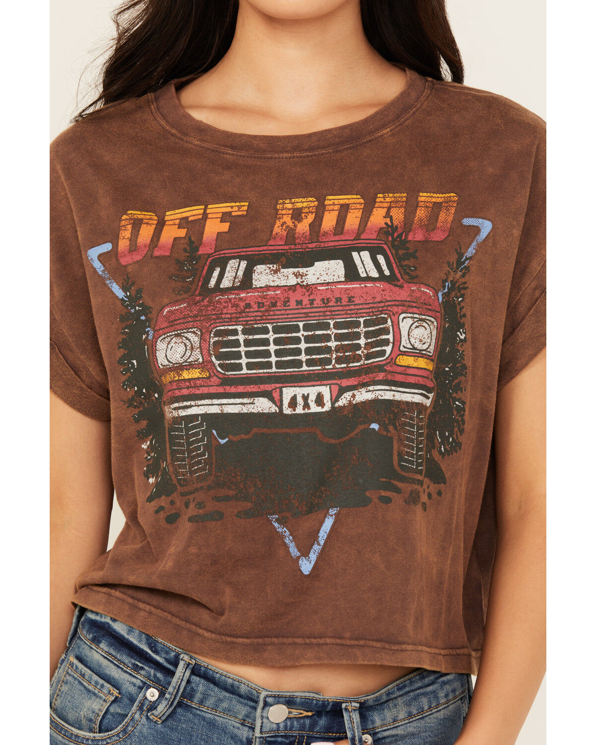 Cleo + Wolf Women's Off Rolled Sleeve Cropped Graphic Tee