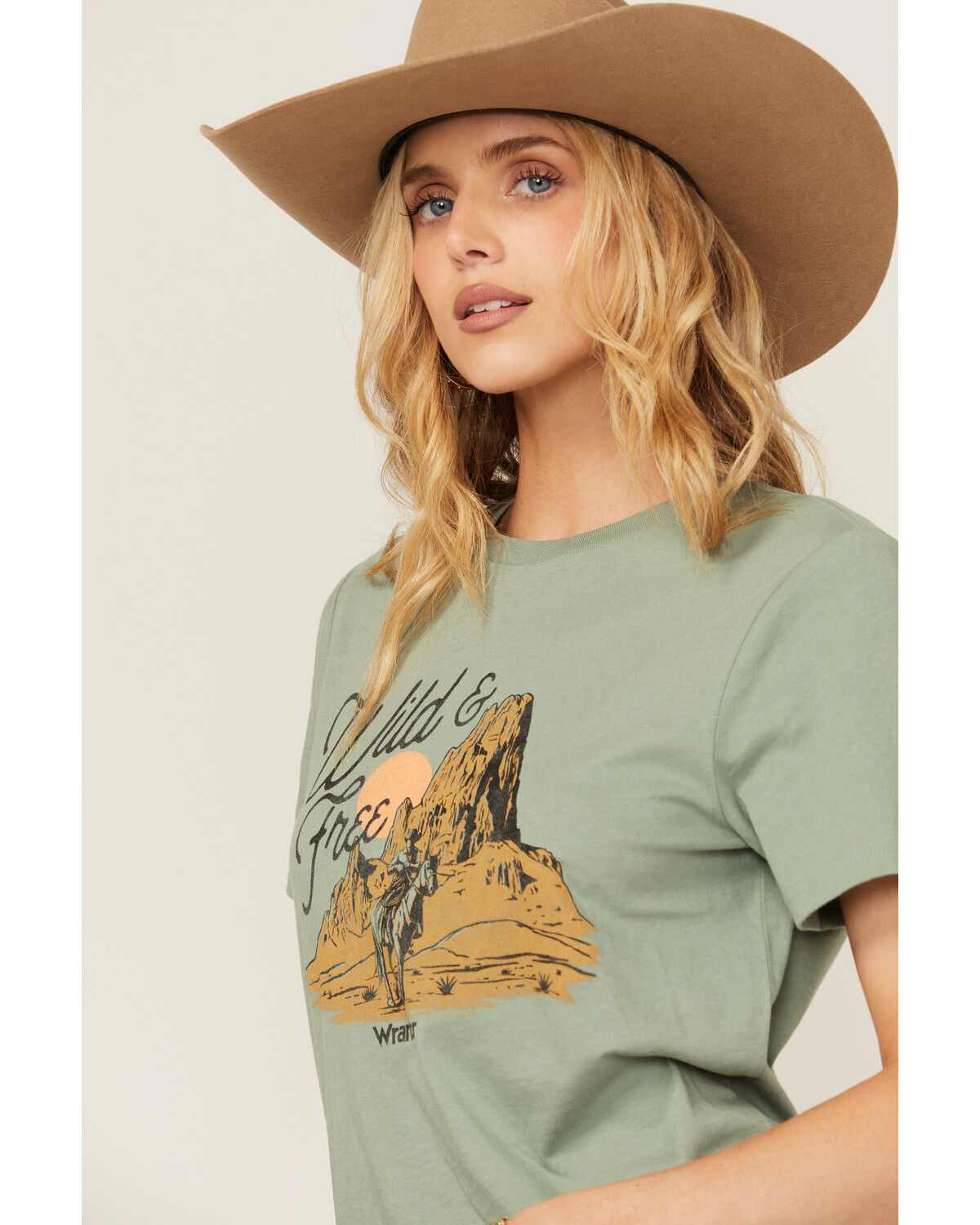 Wrangler Women's Wild & Free Short Sleeve Graphic Tee