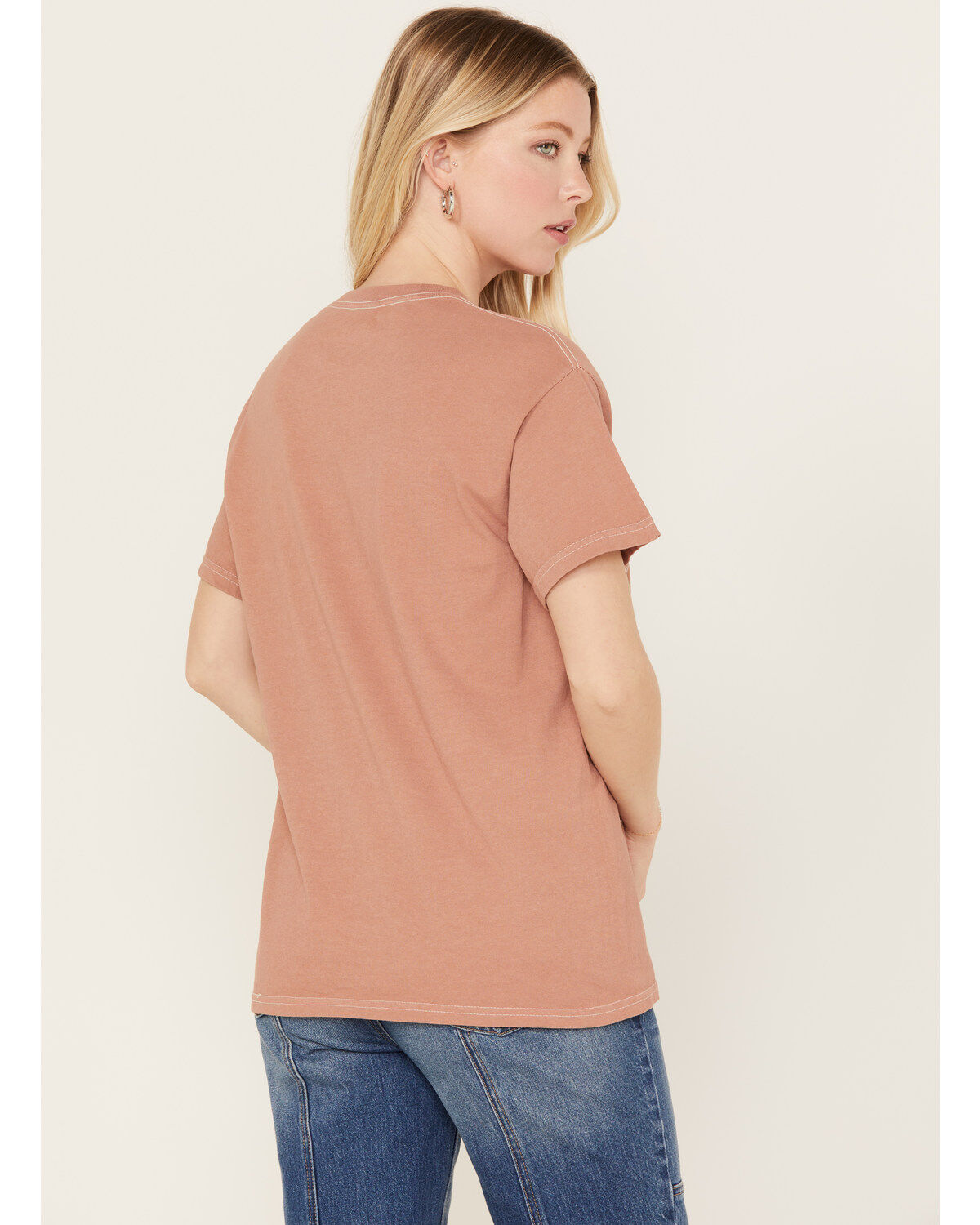 Merch Traffic Women's Chris Stapleton Rose Short Sleeve Graphic Tee