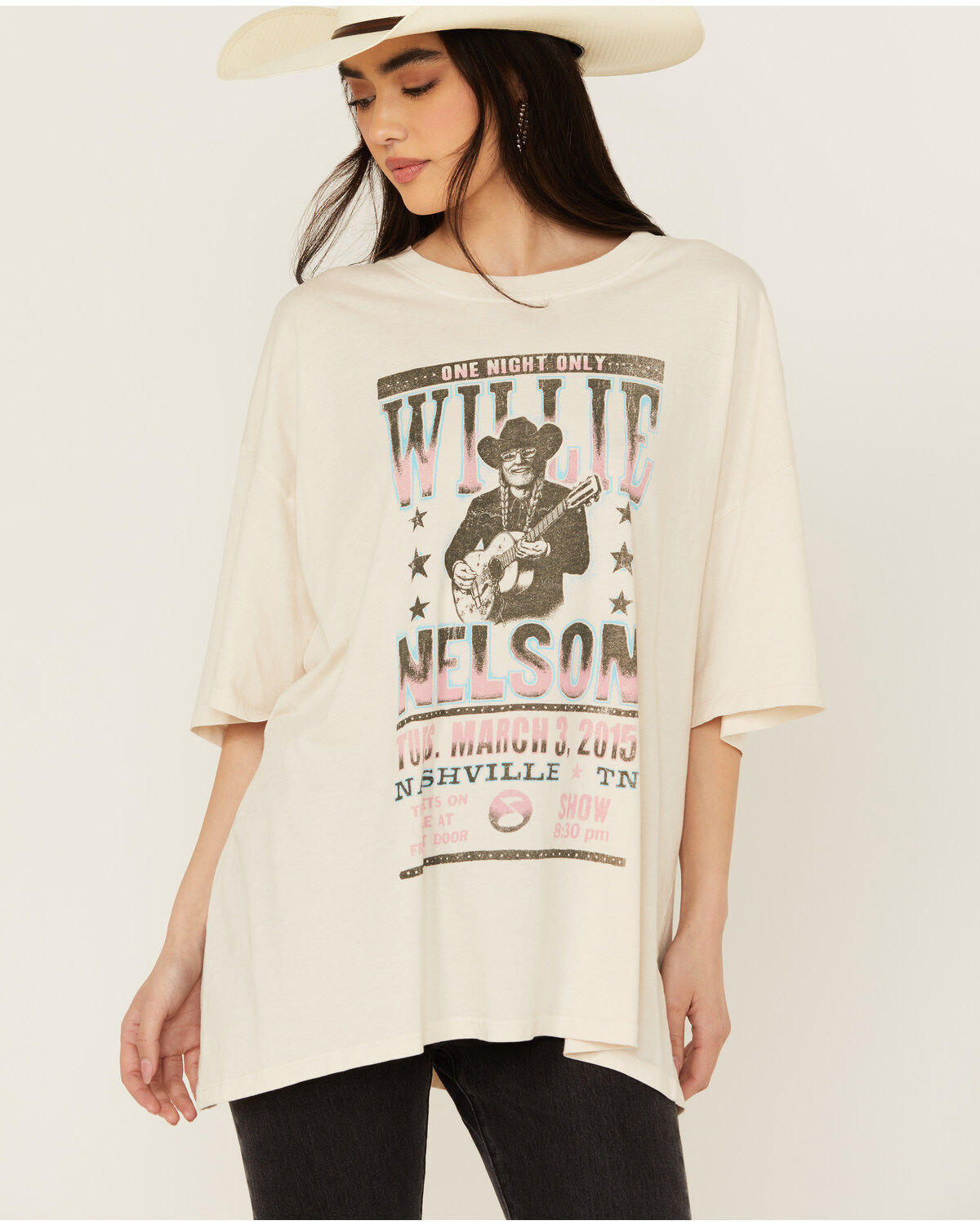 Day Dreamer Women's Willie Nelson Short Sleeve Oversized Graphic Tee