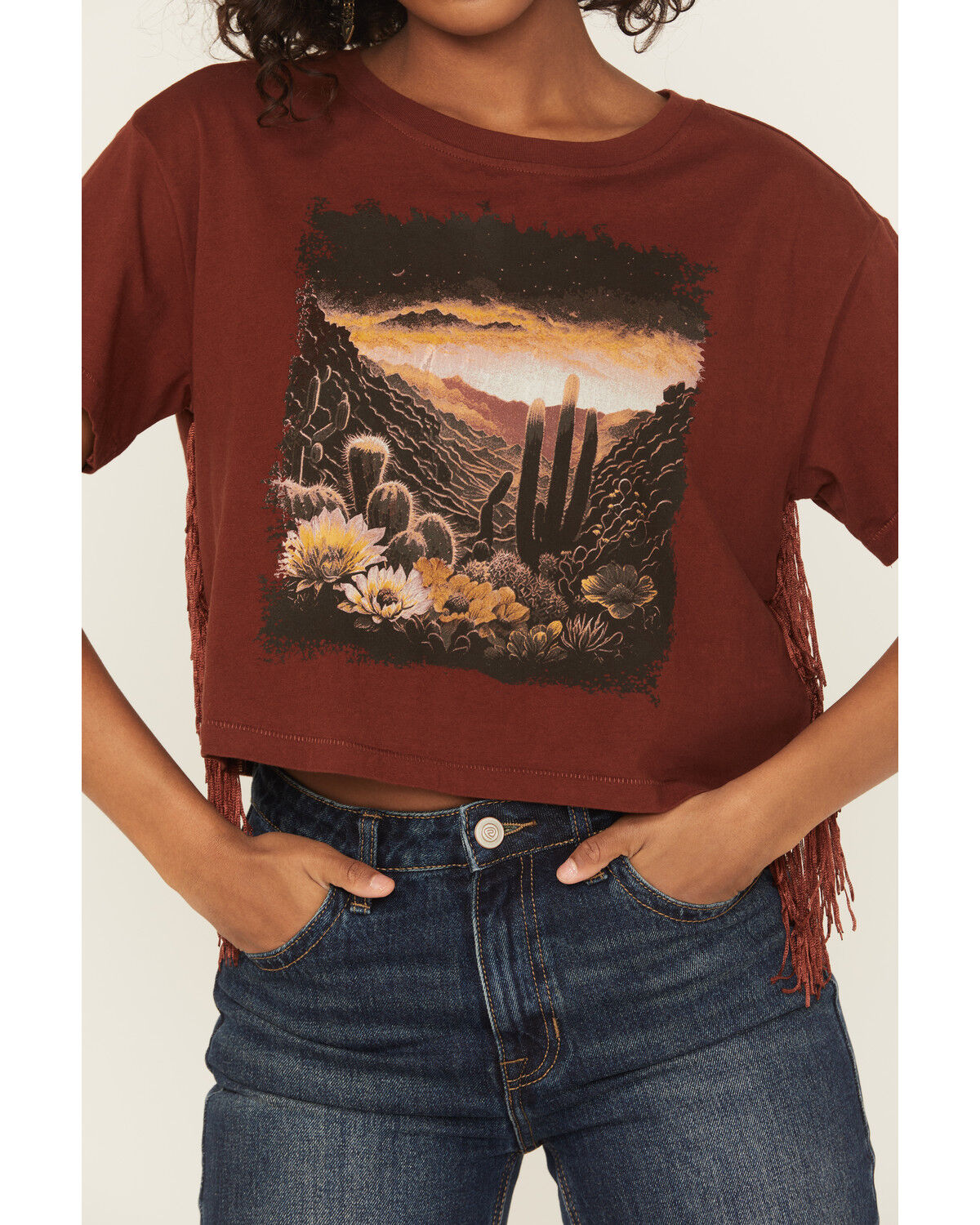 Shyanne Women's Fringe Scenic Short Sleeve Graphic Tee