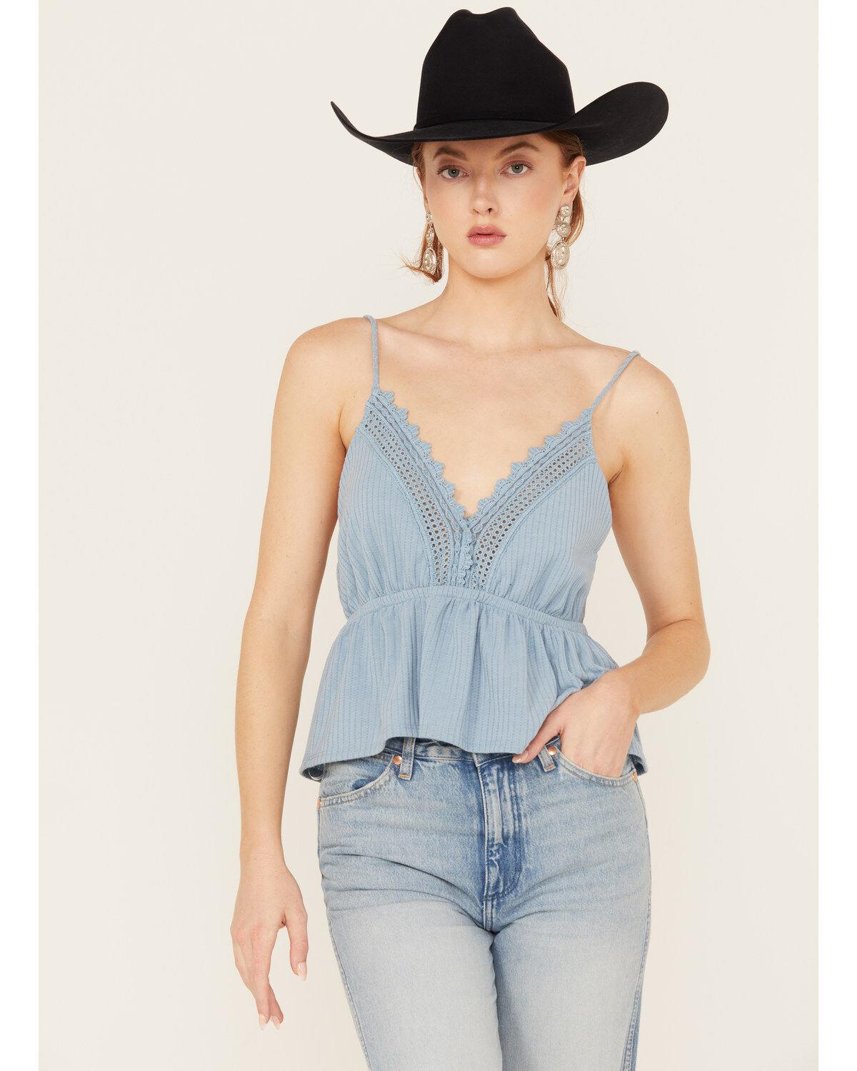 Wild Moss Women's Lace Trim Sleeveless Top