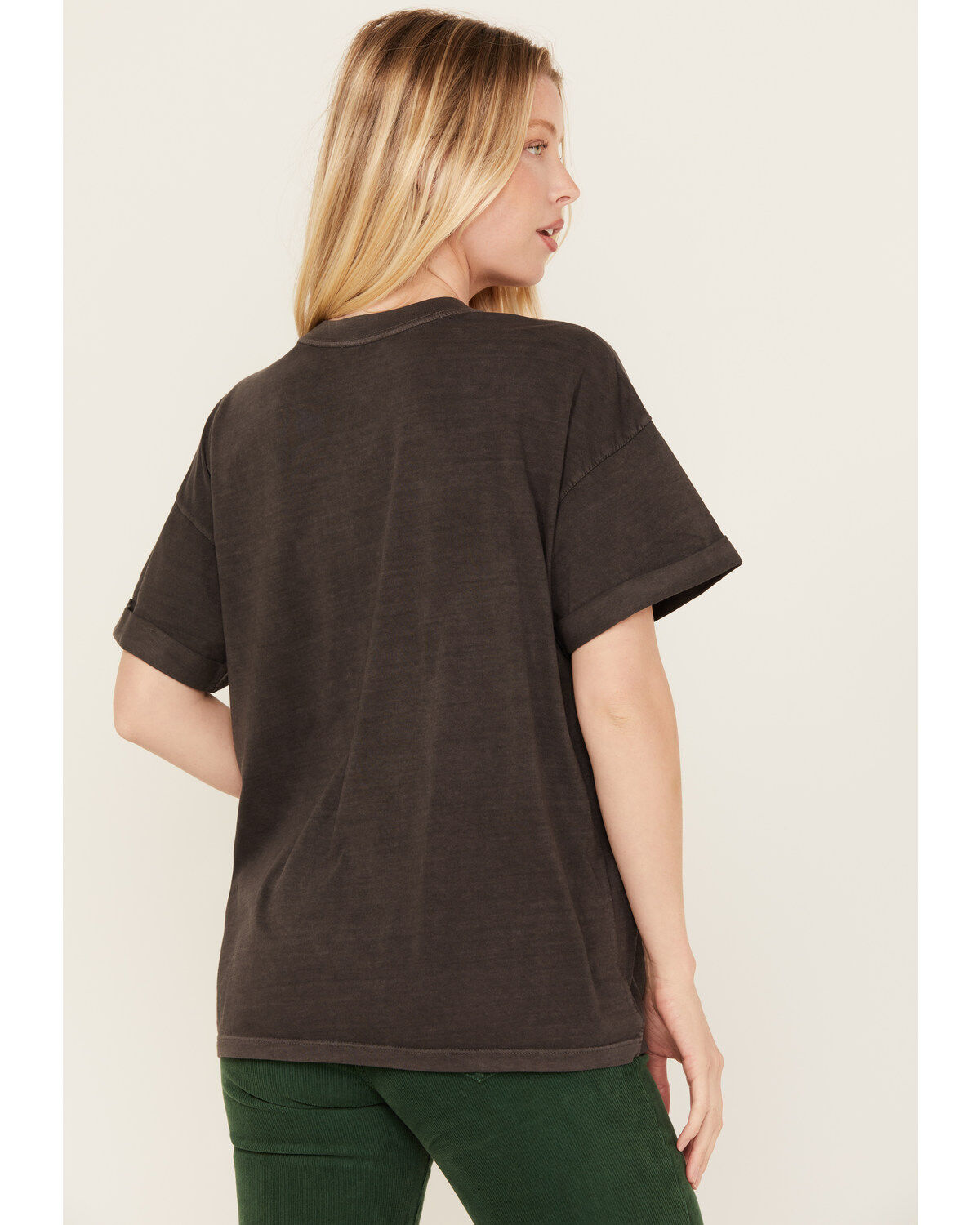 Girl Dangerous Women's Daisy Floral Boyfriend Graphic Tee