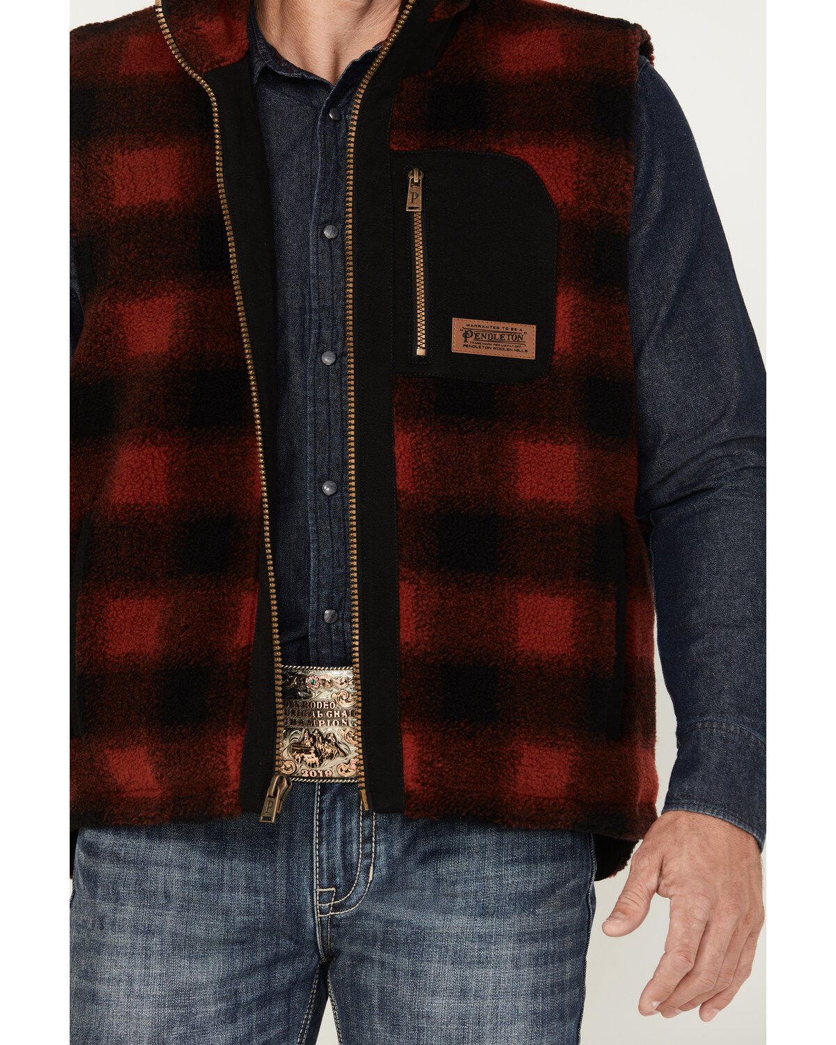 Pendleton Men's Ridgeline Buffalo Checker Fleece Vest