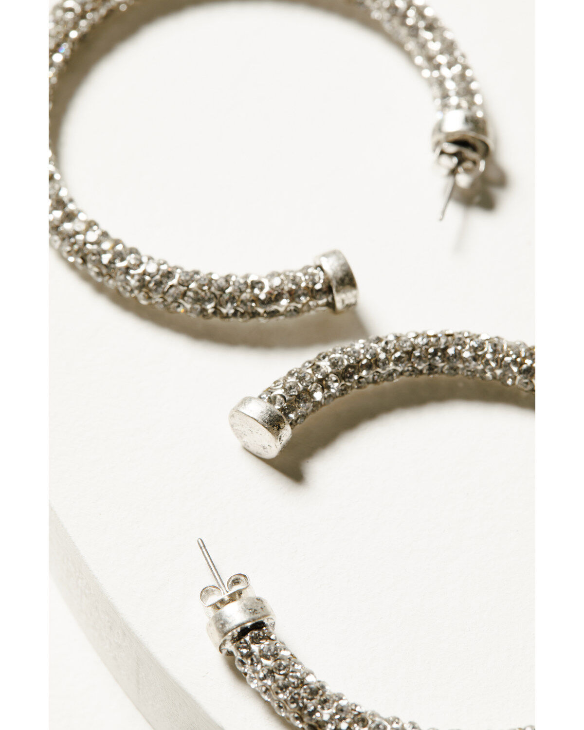 Idyllwind Women's Avalon Silver Hoop Earrings