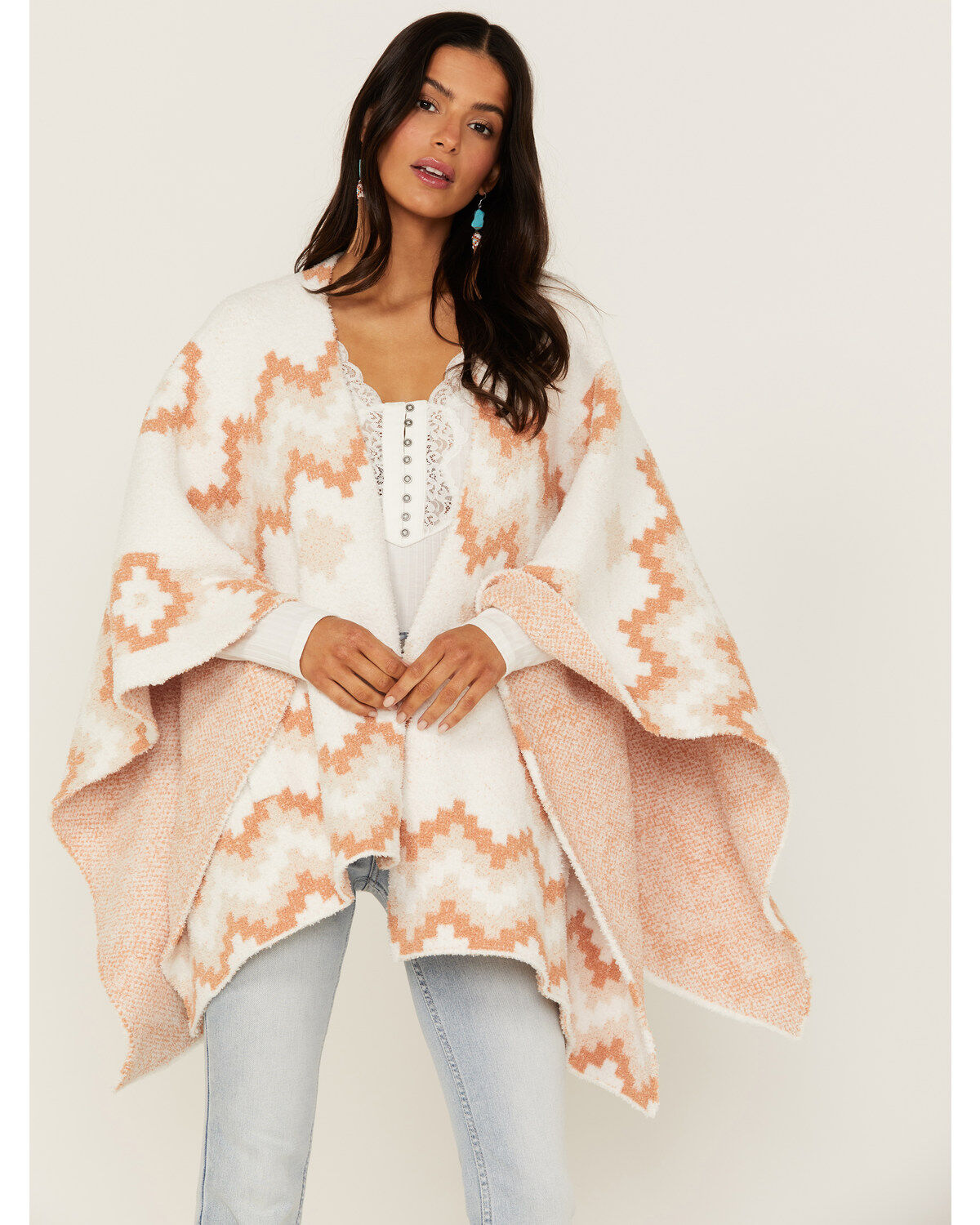 Idyllwind Women's Elm Cozy Southwestern Print Shawl