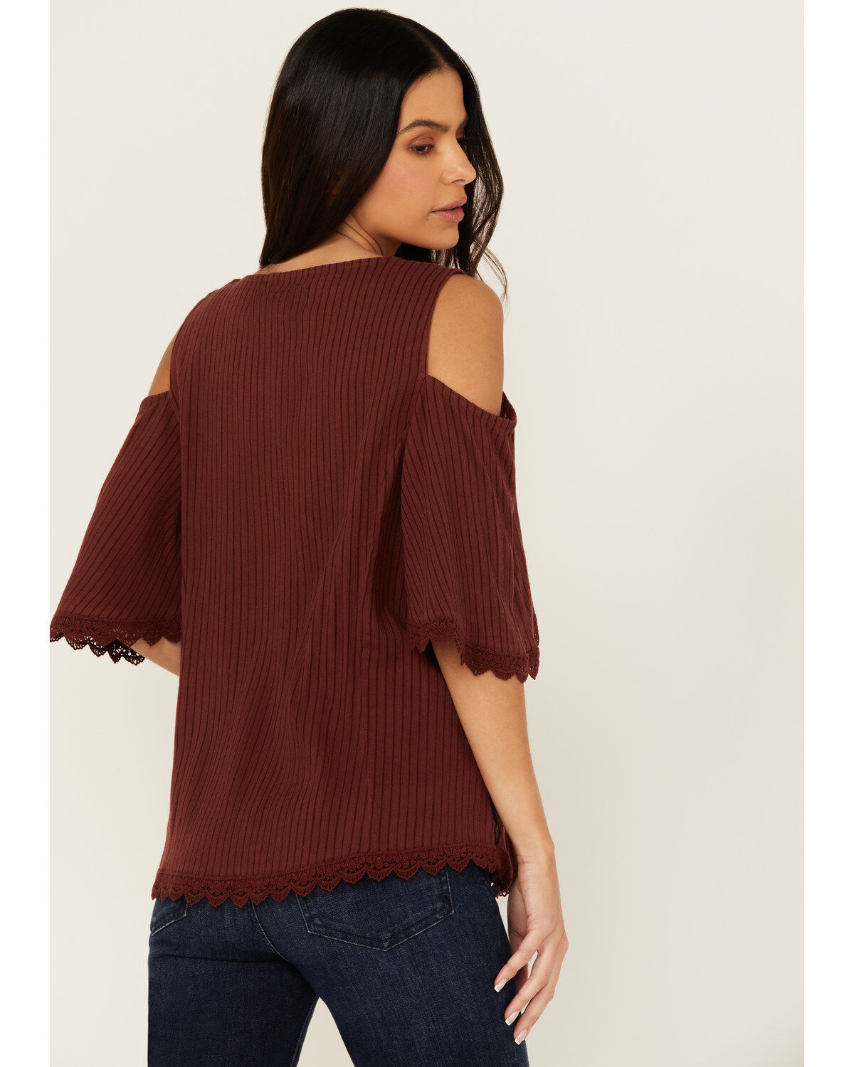 Shyanne Women's Short Sleeve Cold Shoulder Top