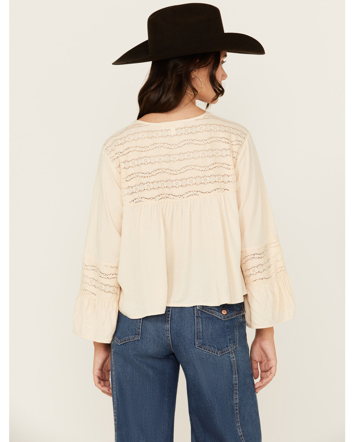 Cleo + Wolf Women's Lace Front Long Sleeve Peasant Top