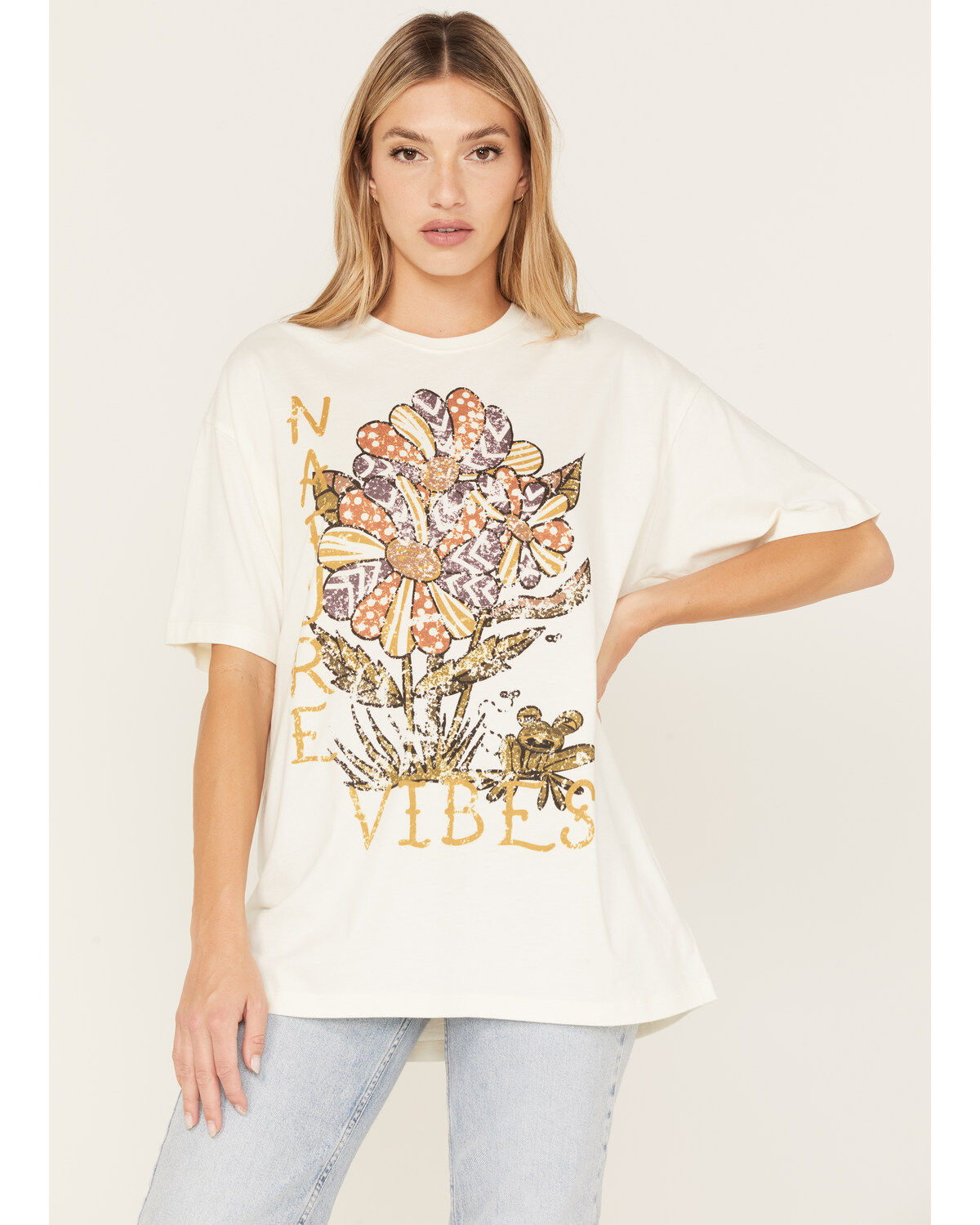 Cleo + Wolf Women's Nature Vibes Oversized Graphic Tee