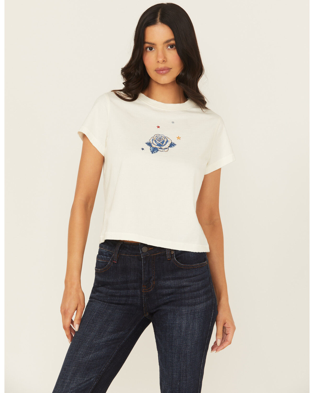 Idyllwind Women's Rhinestone Rose Short Sleeve Cropped Graphic Tee