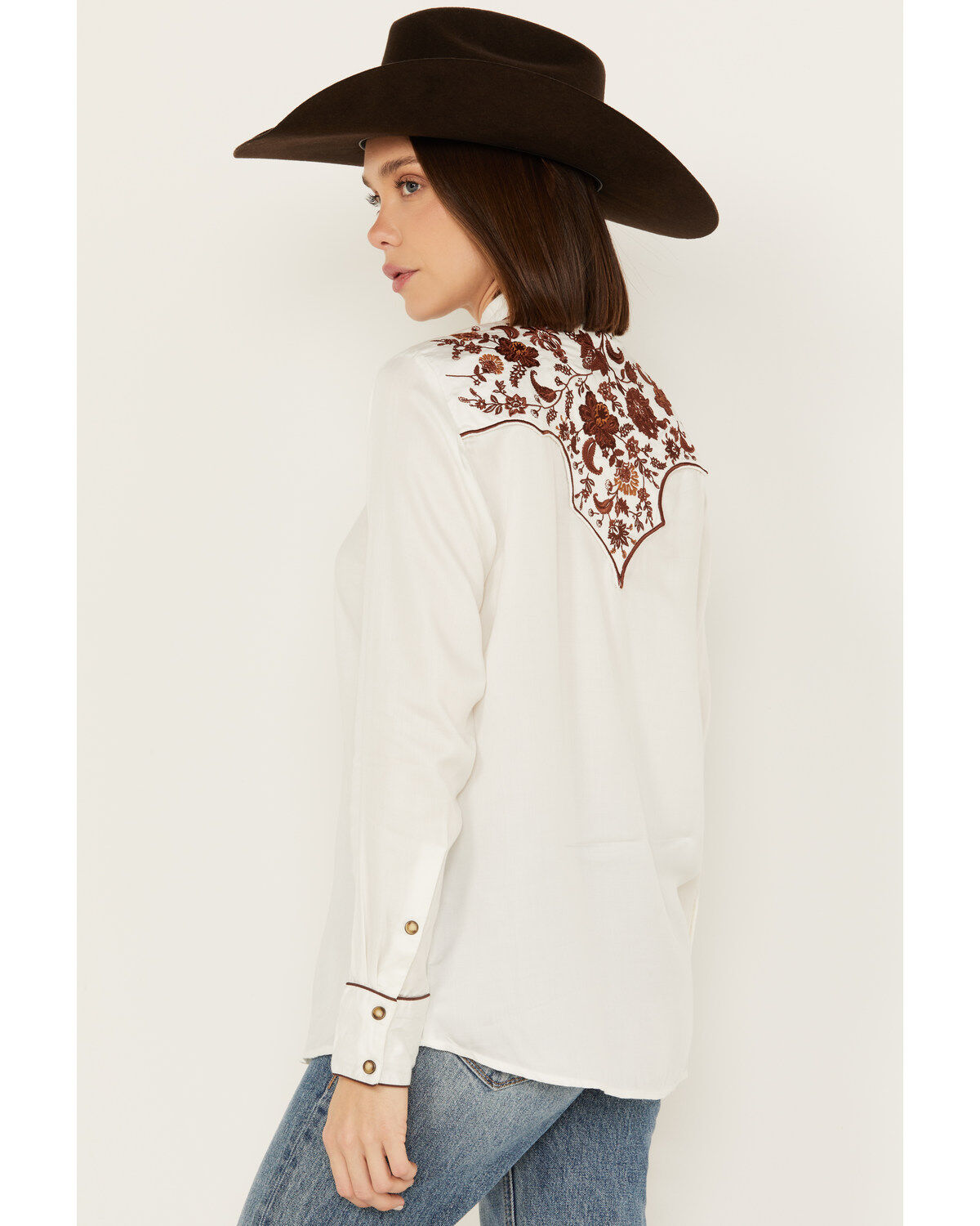 Ariat Women's Elsa Floral Embroidered Long Sleeve Snap Western Shirt