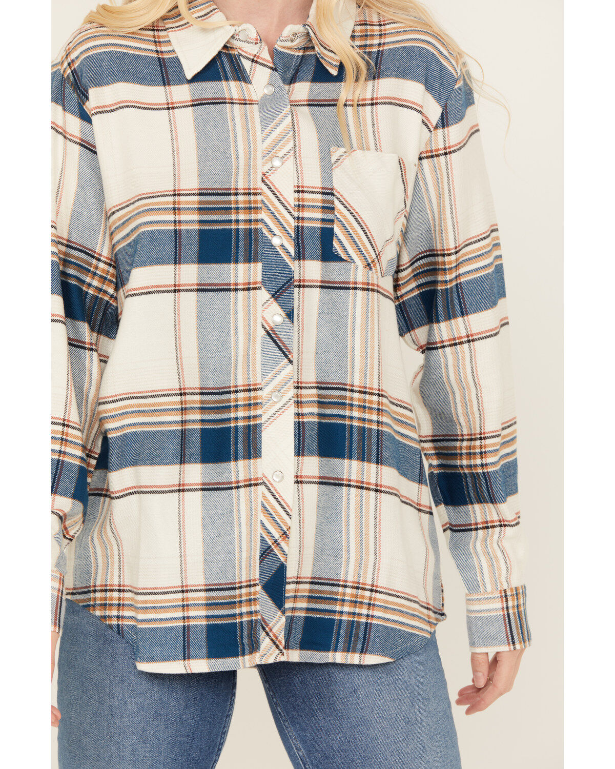 Idyllwind Women's Catherine Lightweight Long Sleeve Pearl Snap Flannel Boyfriend Shirt