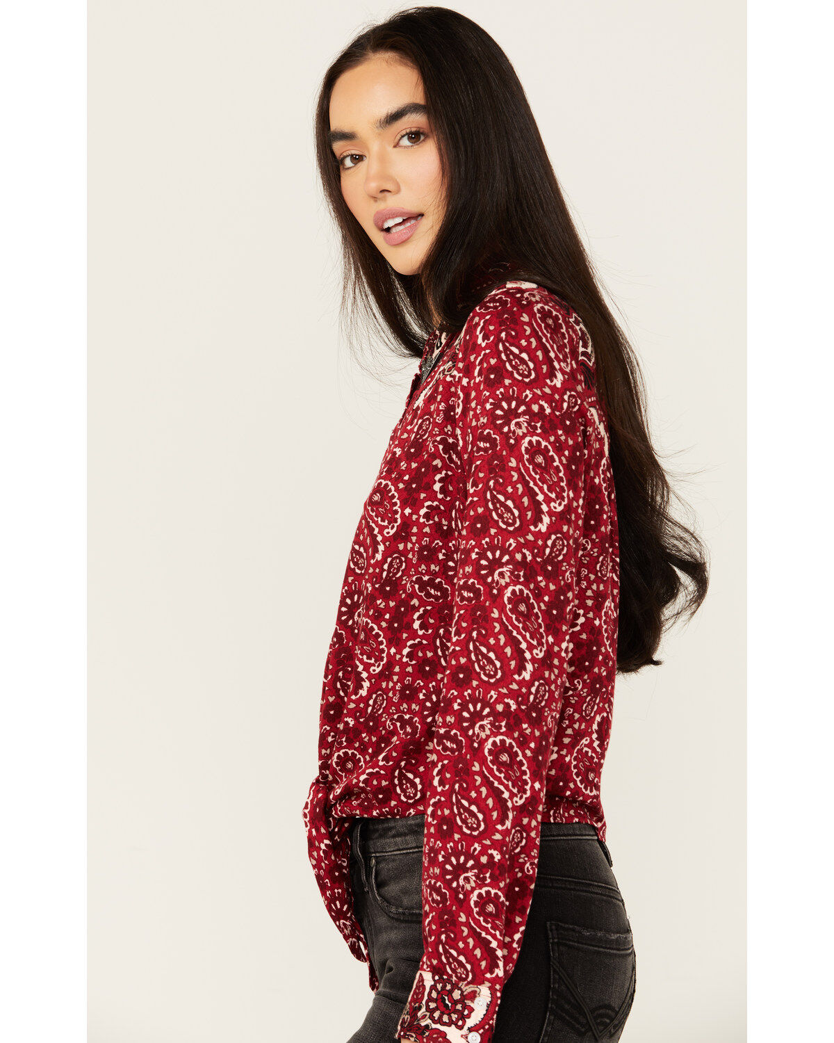 Idyllwind Women's Erwin Printed Tie Front Shirt