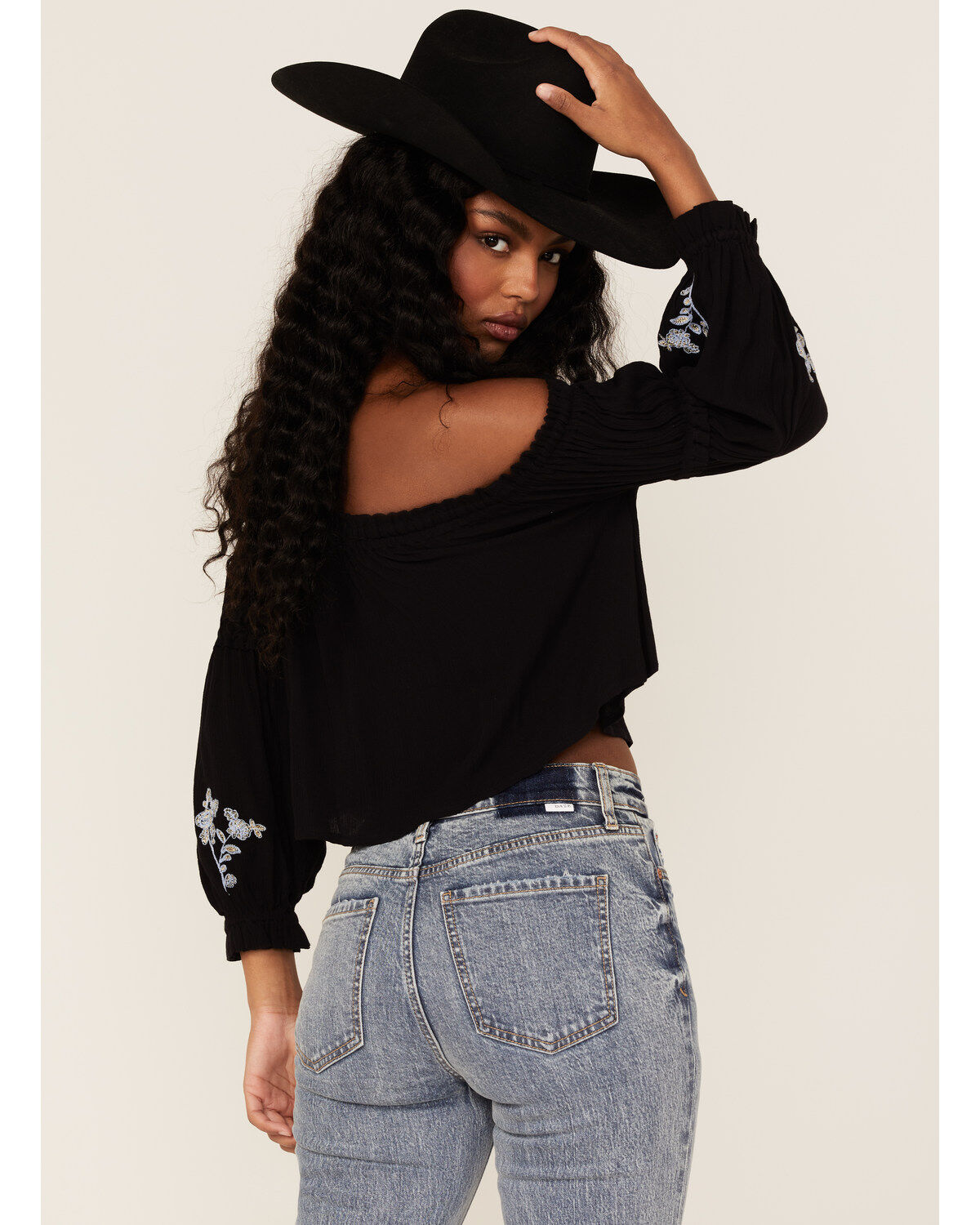 Shyanne Women's Floral Embroidered Off-Shoulder Crop Top