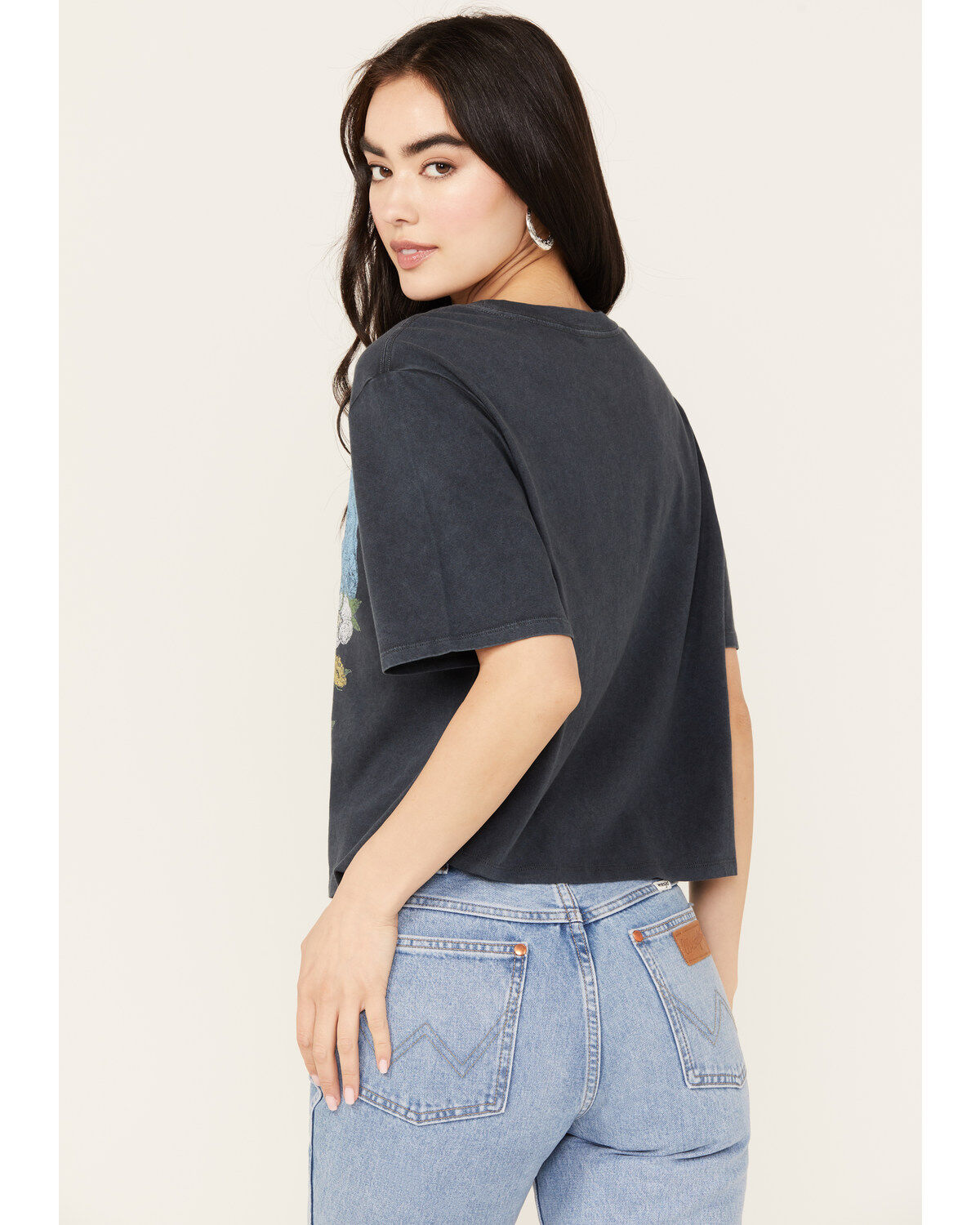 Cleo + Wolf Women's Botanical Boxy Cropped Short Sleeve Graphic Tee