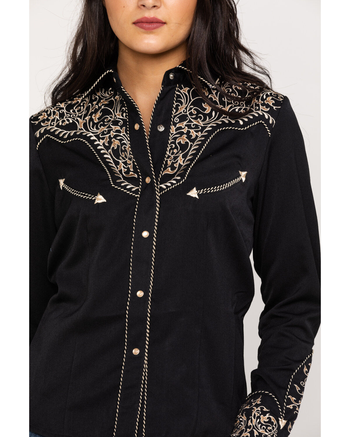Scully Women's Scroll Embroidered Long Sleeve Pearl Snap Western Shirt