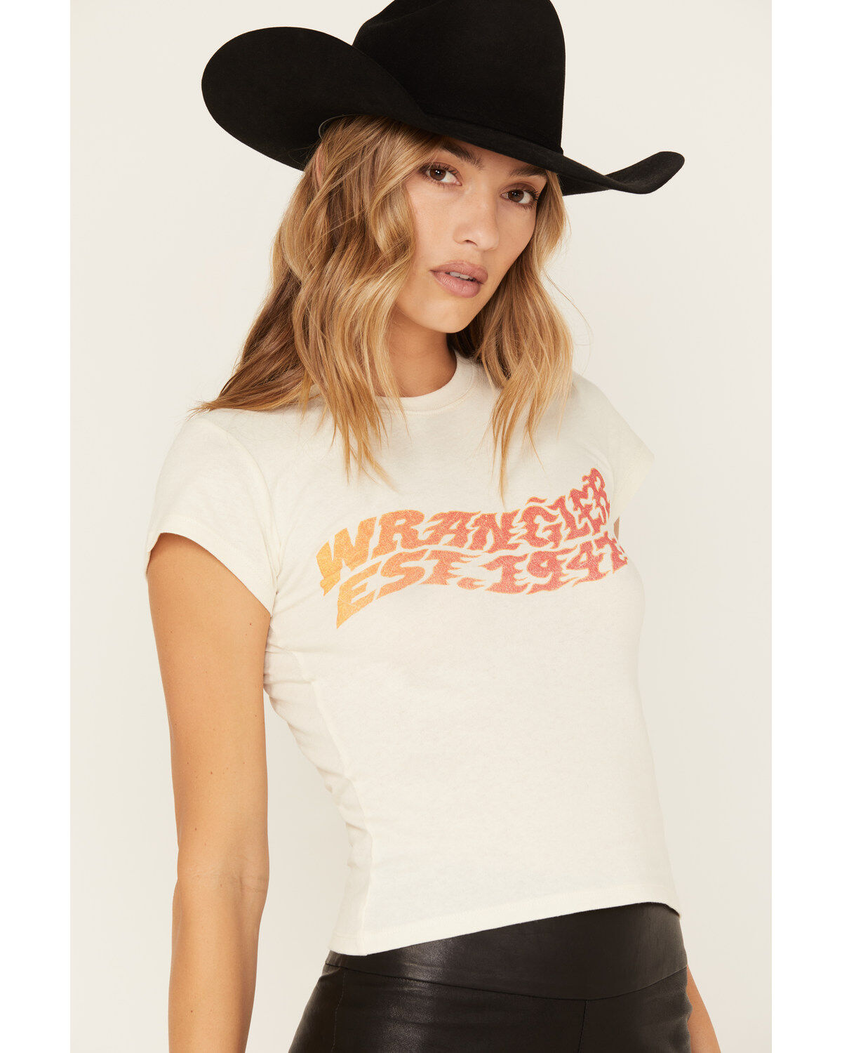 Wrangler Women's Shrunken Band Short Sleeve Graphic Tee