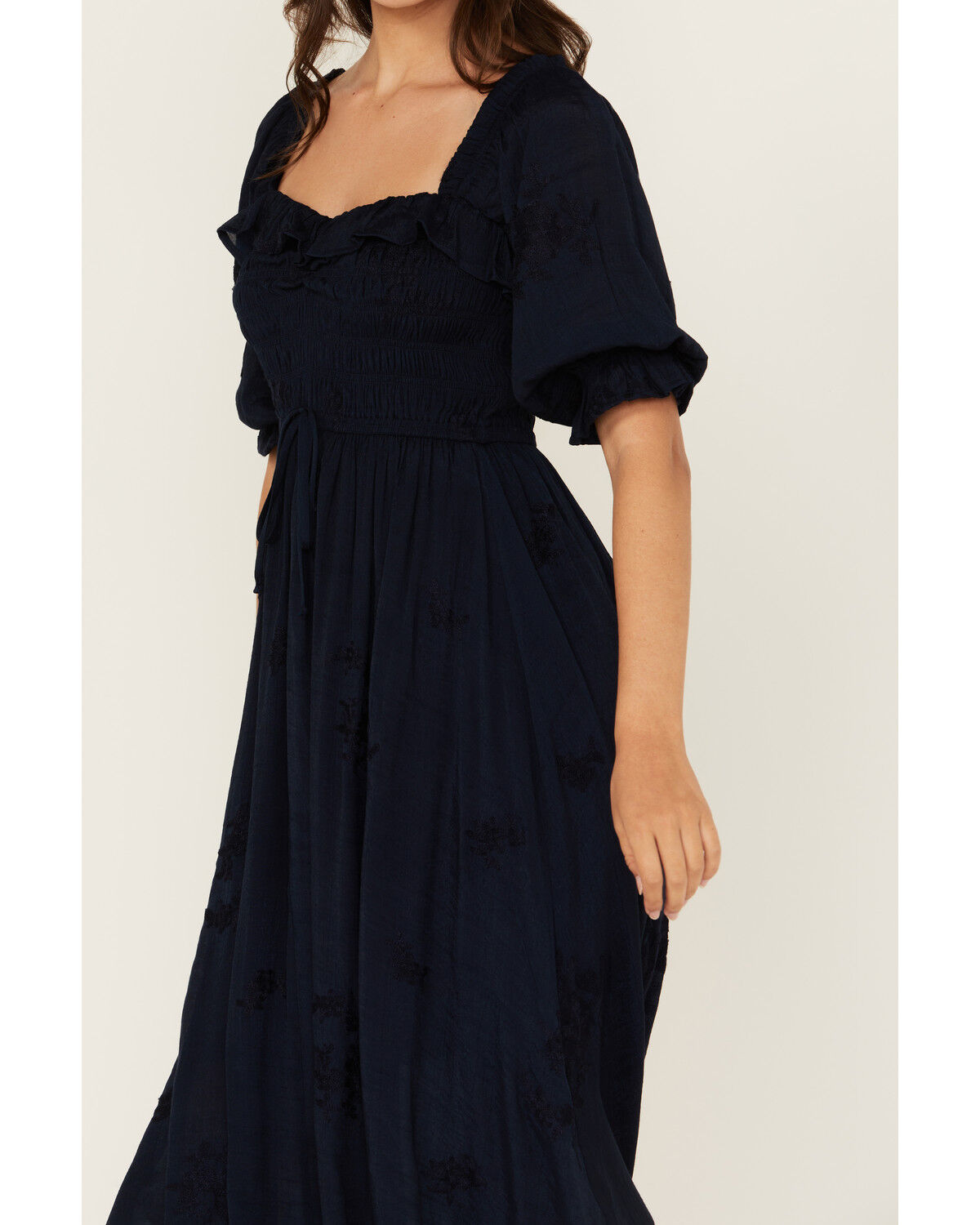 Wild Moss Women's Embroidered Half Sleeve Midi Dress