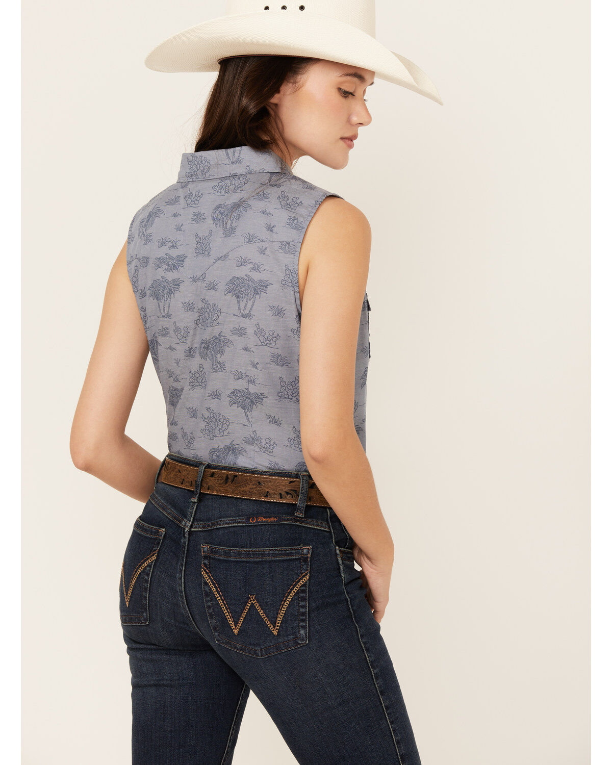 Rough Stock by Panhandle Women's Palm Tree Sleeveless Pearl Snap Western Shirt