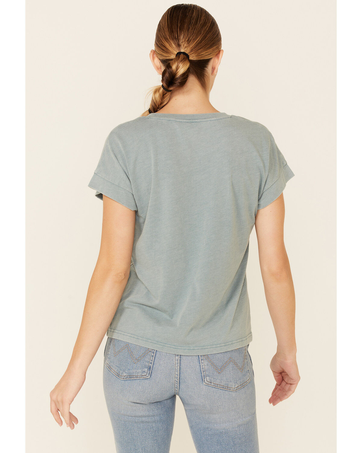 White Crow Women's Teal Floral Longhorn Skull Graphic Short Sleeve Tee