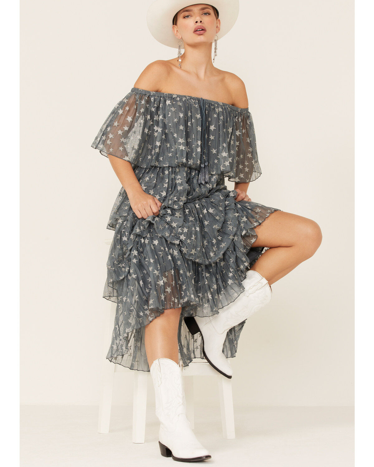 Z&L Women's Off-the-Shoulder Star Print Tiered Midi Dress