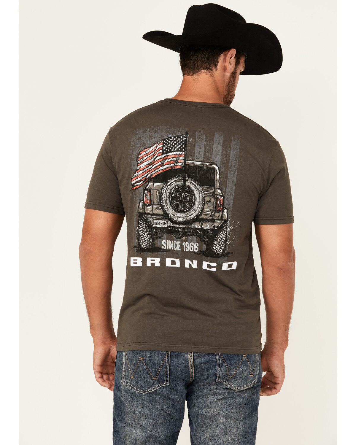 Buckwear Men's Bronco Freedom Short Sleeve Graphic T-Shirt