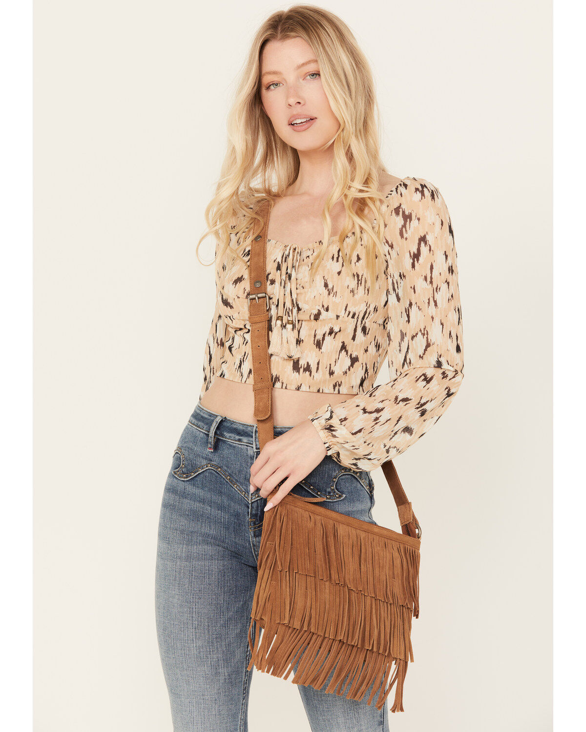 Idyllwind Women's Darlington Court Suede Crossbody Bag