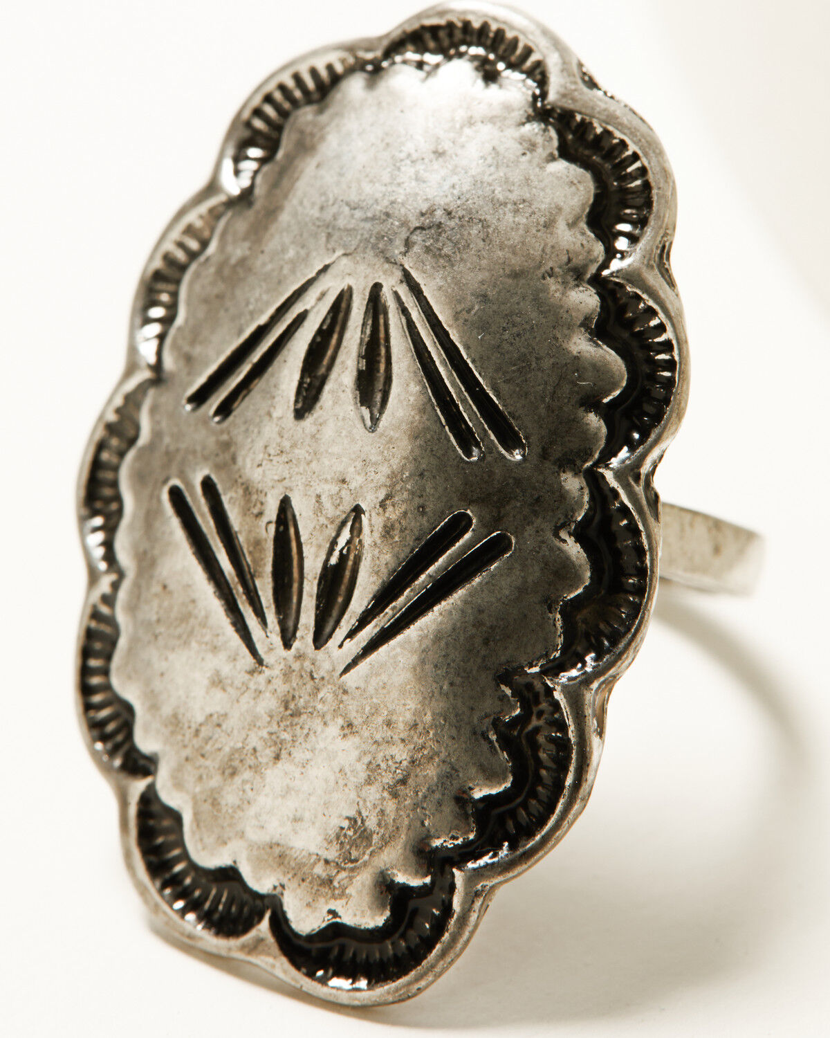Shyanne Women's Isla Oasis Stamped Statement Ring