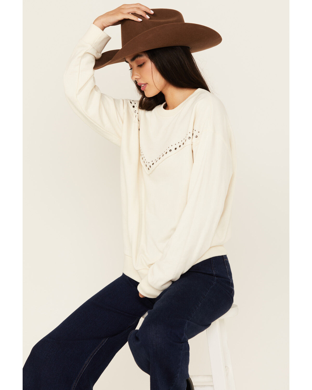 Ariat Women's Studded Western Yoke Sweatshirt