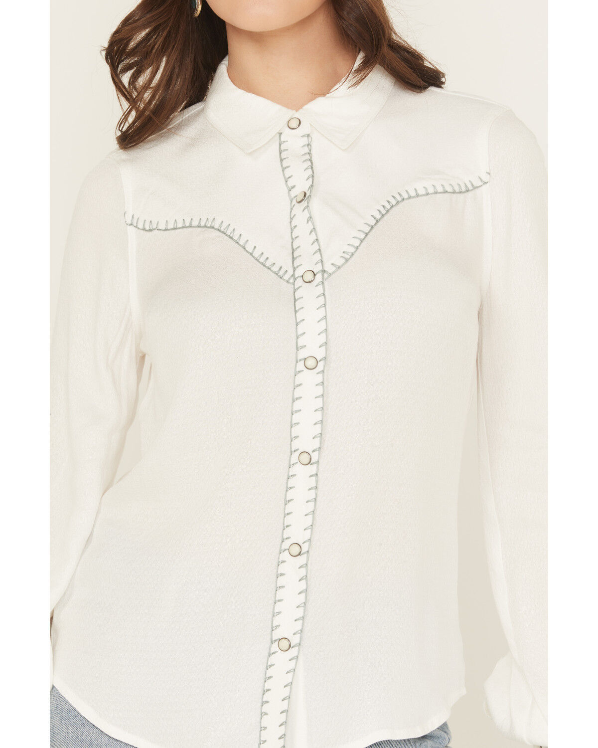 Shyanne Women's Embroidered Long Sleeve Snap Western Shirt