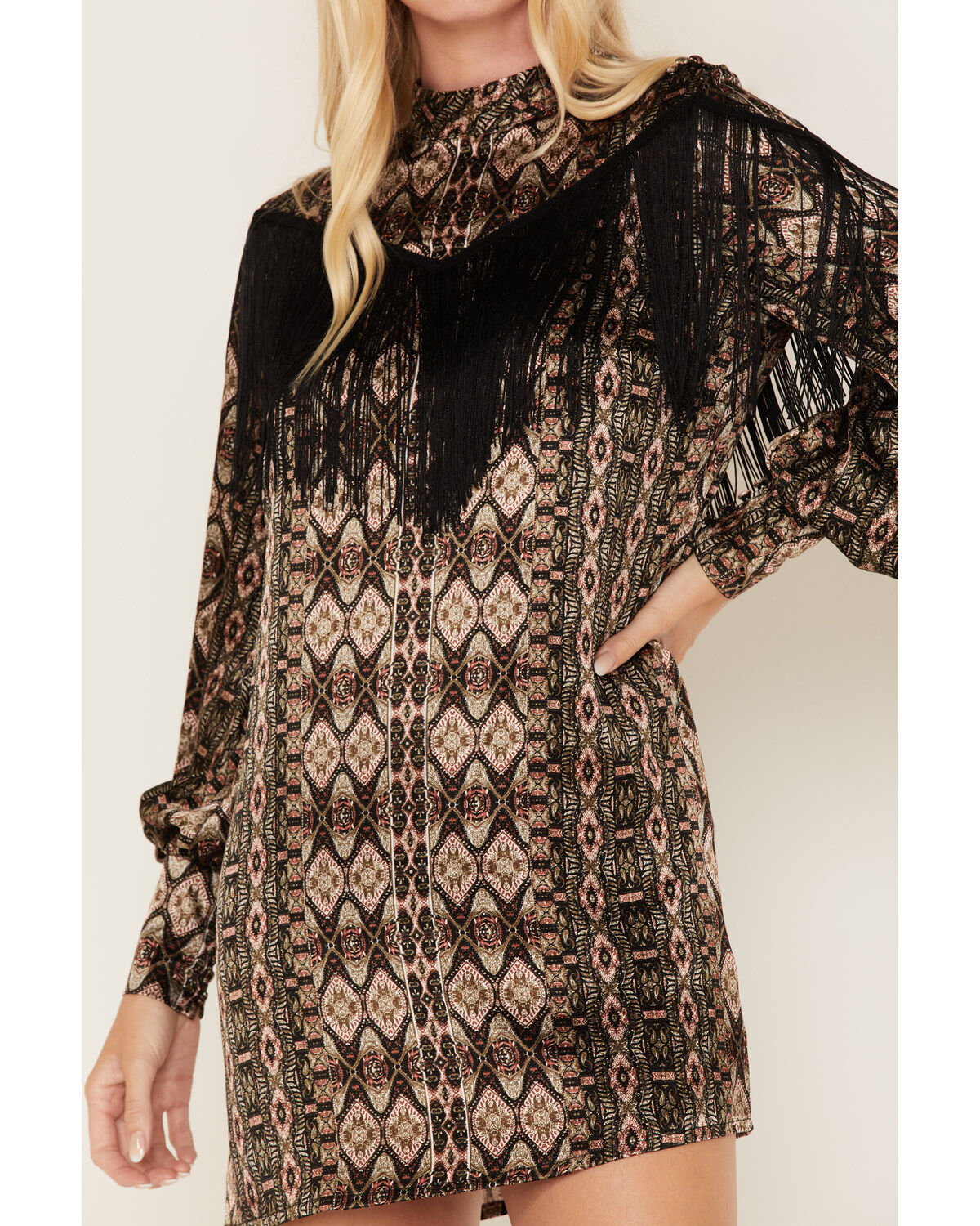 Shyanne Women's Long Sleeve Satin Fringe Mode Mini Dress