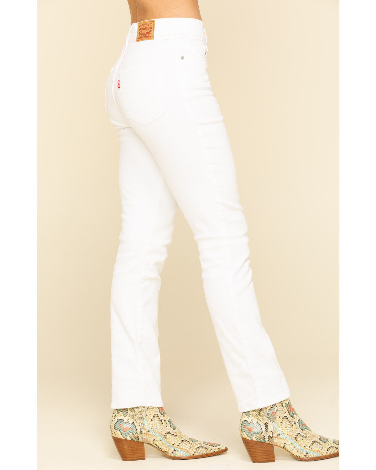 Levi’s Women's Classic Straight Fit Jeans