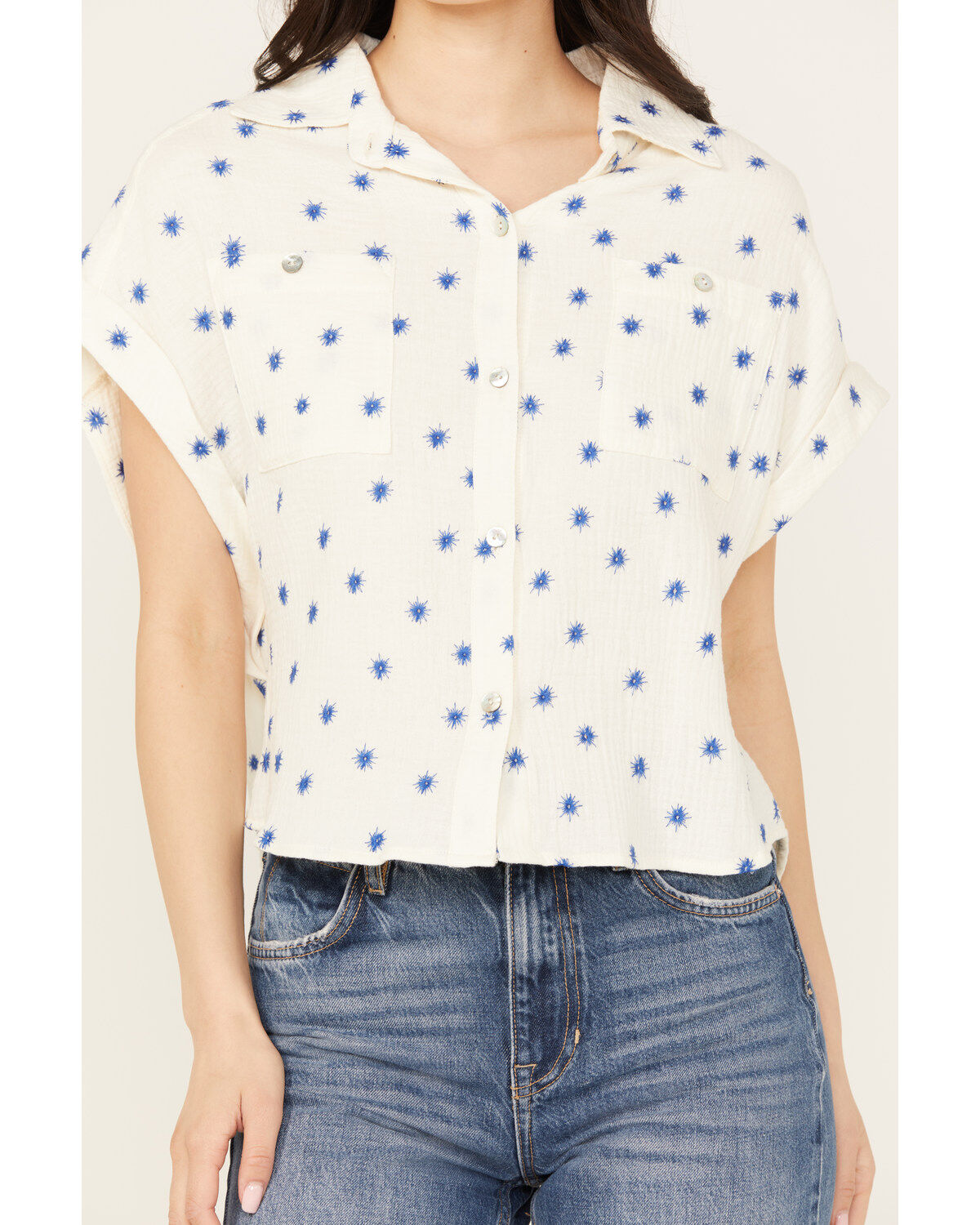 Wild Moss Women's Short Sleeve Embroidered Campshirt