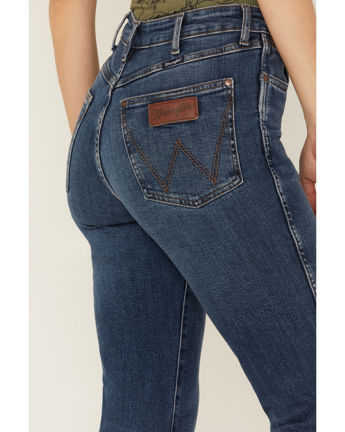 Wrangler Retro Women's Medium Wash Aria High Rise Flare Stretch Denim Jeans